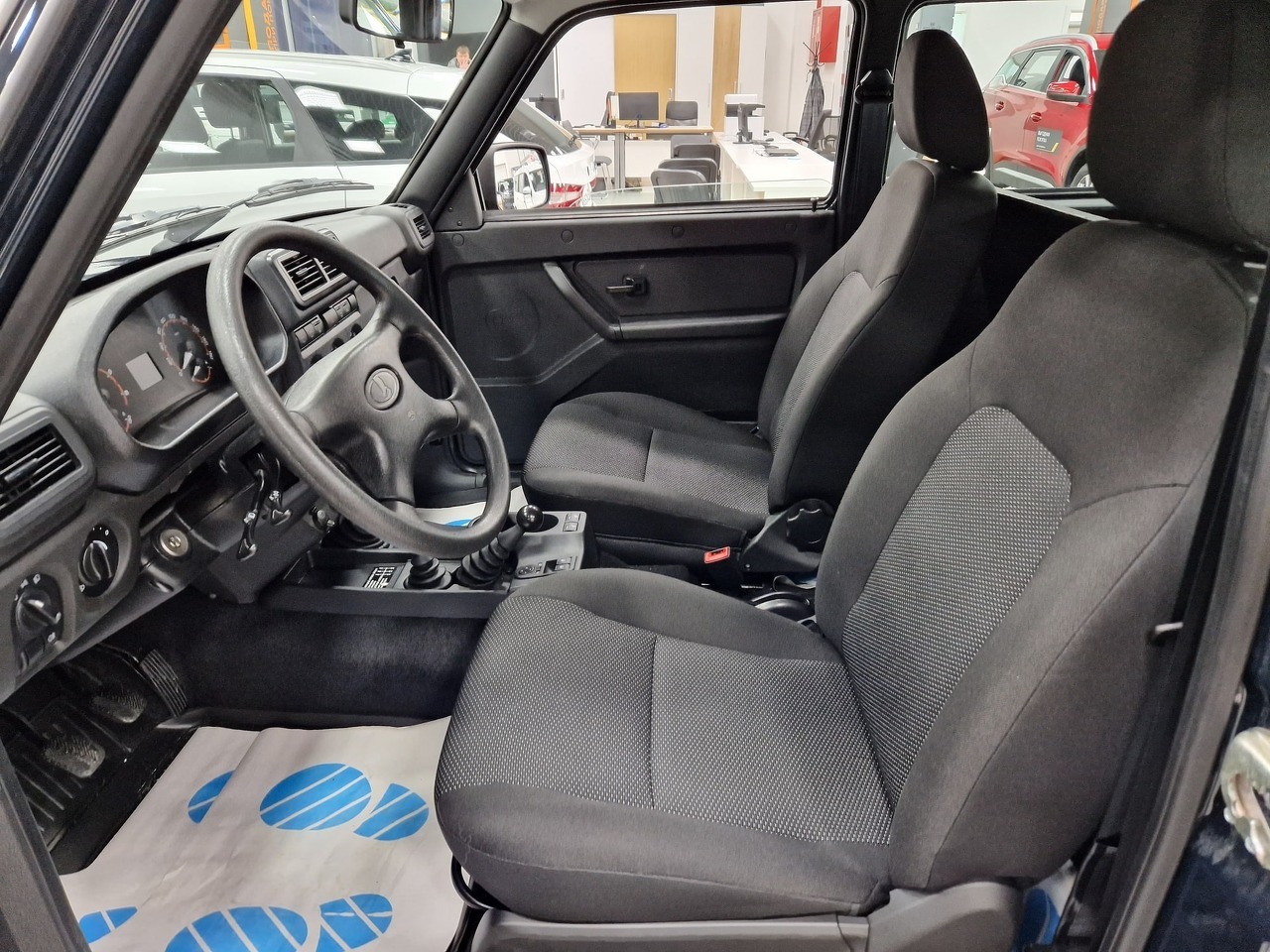 Легковой автотранспорт - LADA Niva Legend 1.7 MT (83 л.с.) 4WD