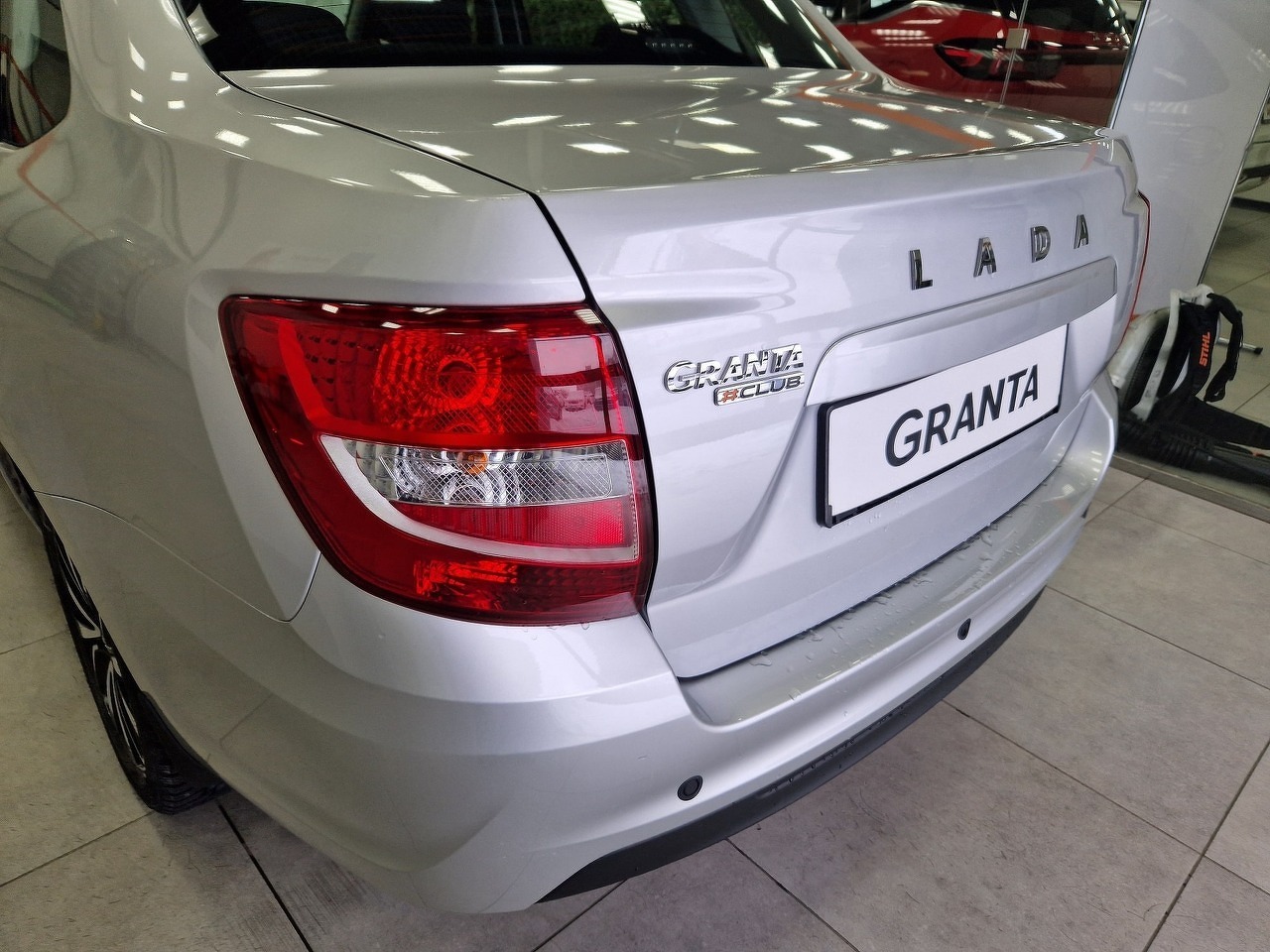 Легковой автотранспорт - LADA Granta 1.6 MT (106 л.с.)