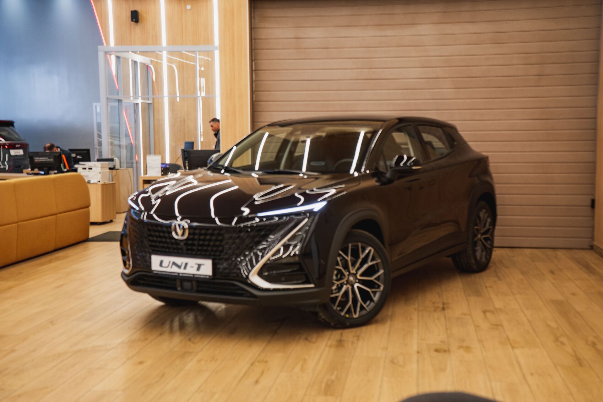 Легковой автотранспорт - CHANGAN UNI-T 1.5 AMT (167 л.с.)