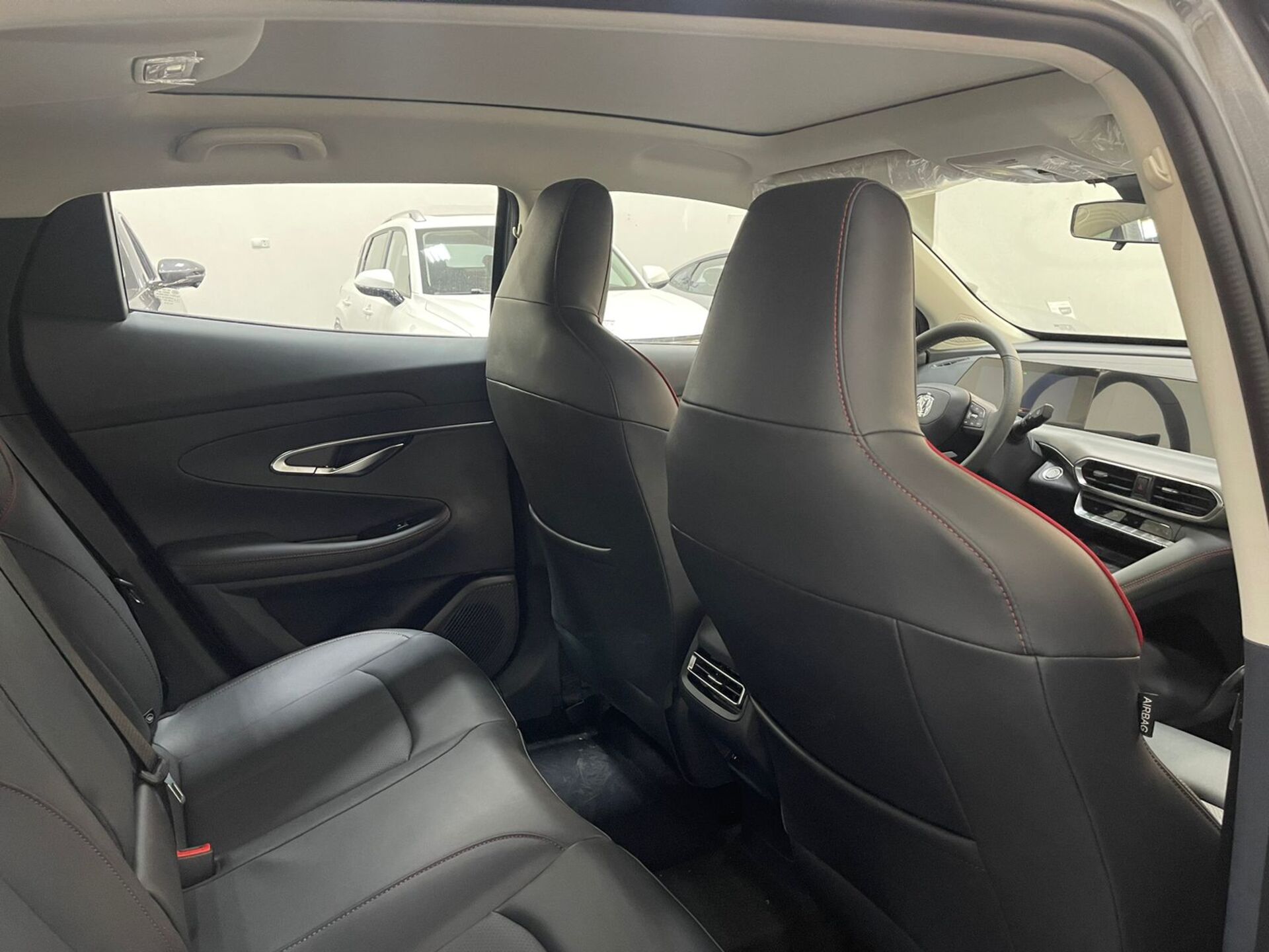 Легковой автотранспорт - CHANGAN UNI-T 1.5 AMT (167 л.с.)