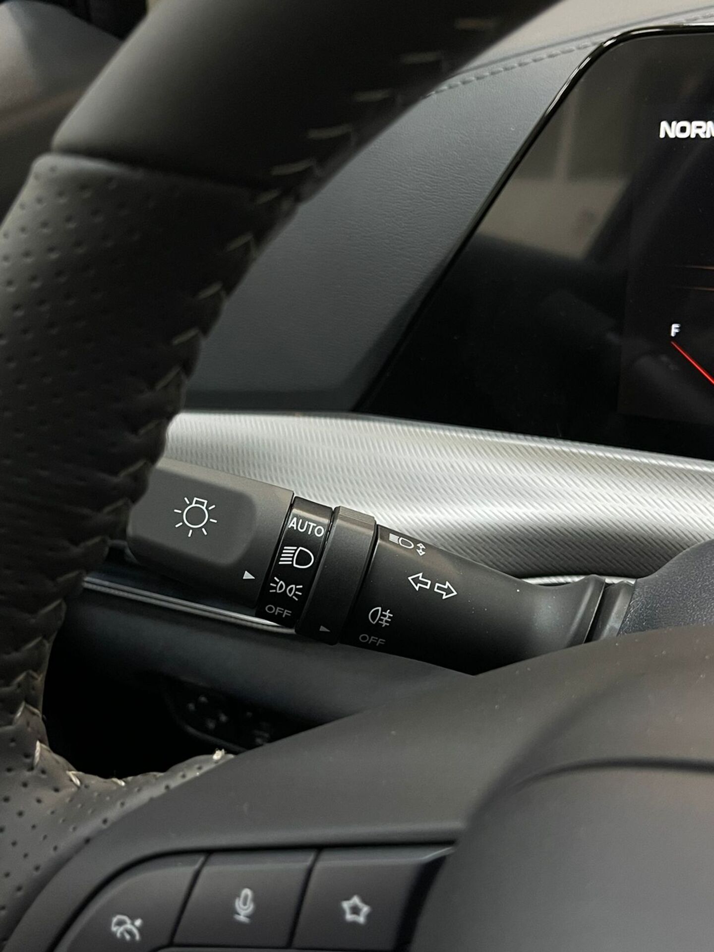 Легковой автотранспорт - CHANGAN UNI-T 1.5 AMT (167 л.с.)