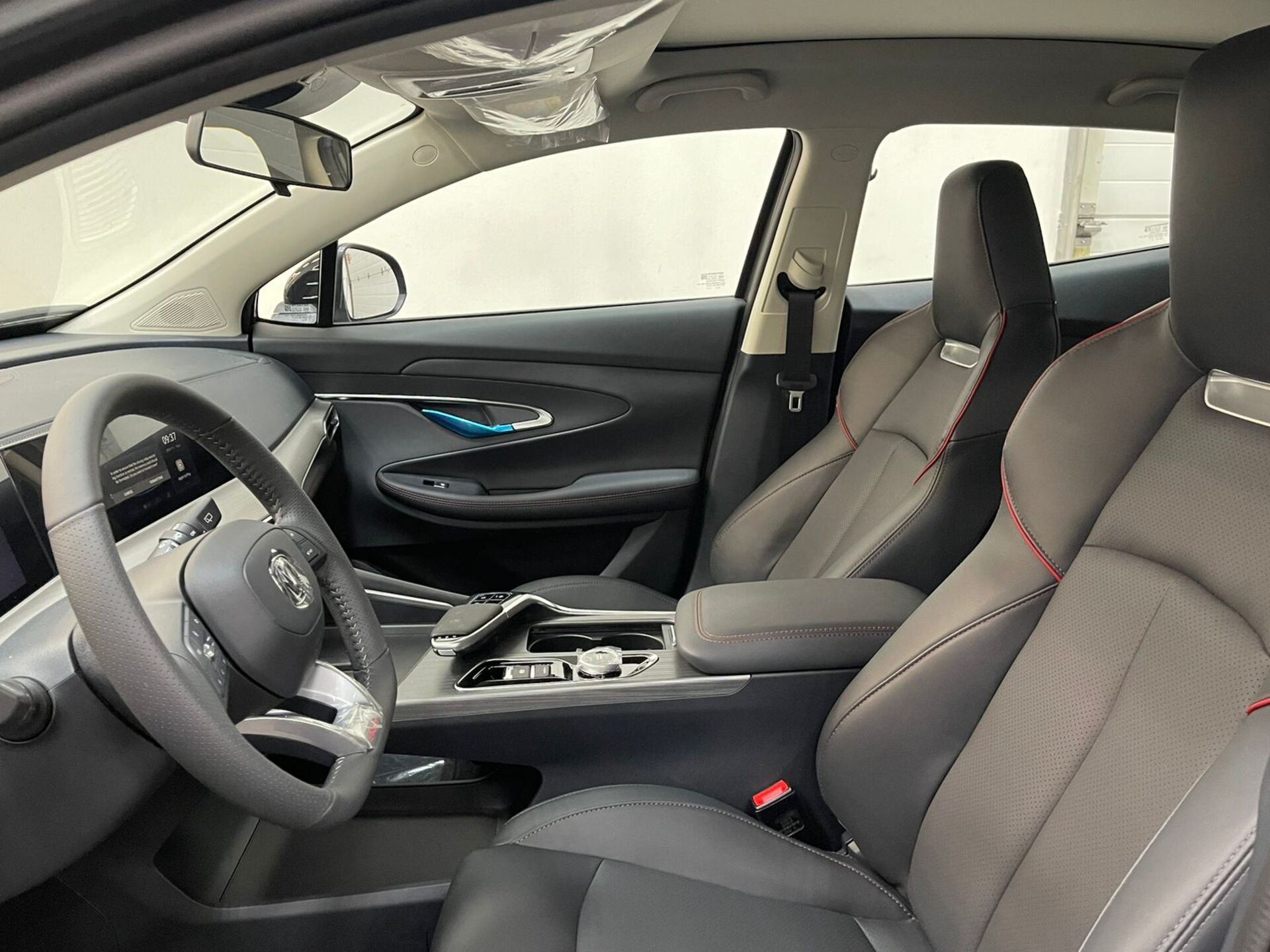 Легковой автотранспорт - CHANGAN UNI-T 1.5 AMT (167 л.с.)