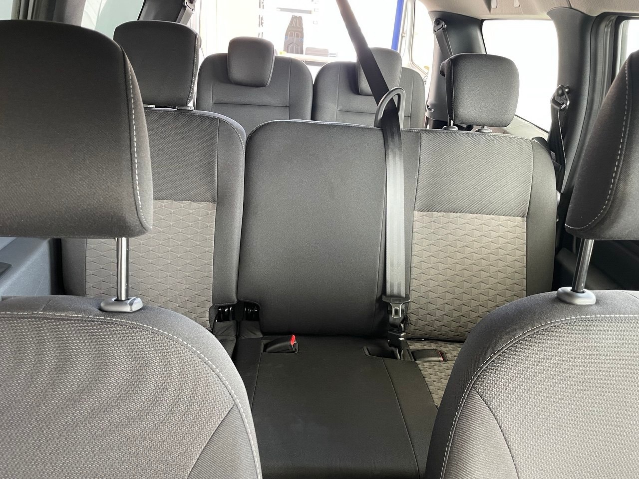 Легковой автотранспорт - LADA Largus 1.6 MT (90 л.с.)