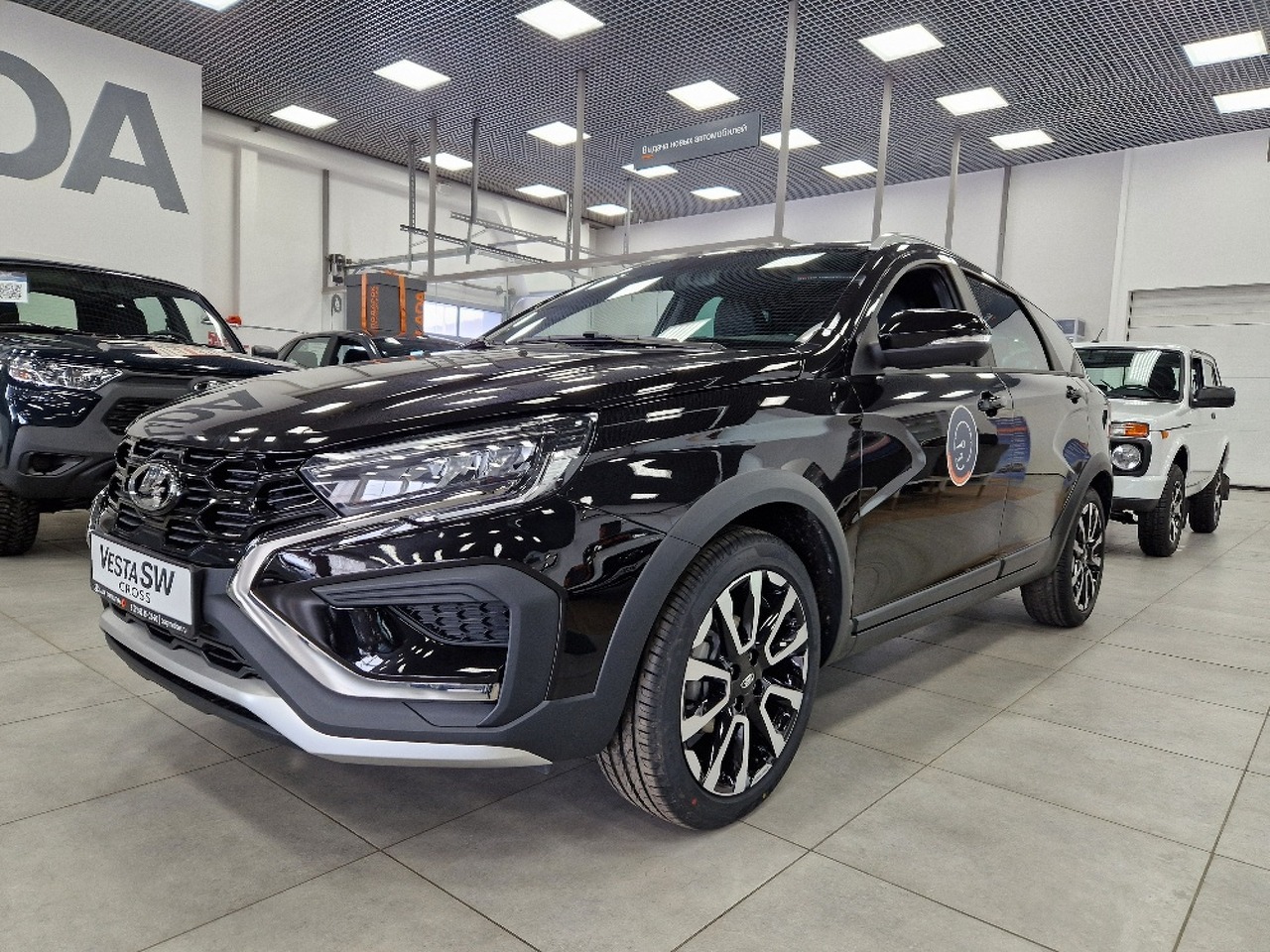 Легковой автотранспорт - LADA Vesta SW Cross 1.8 CVT (122 л.с.)