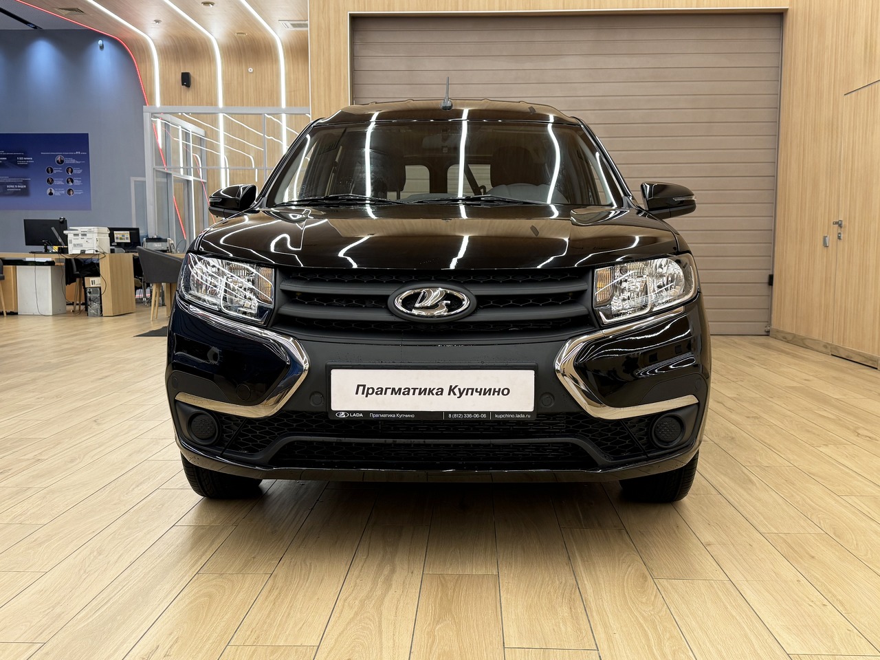 Легковой автотранспорт - LADA Largus 1.6 MT (90 л.с.)