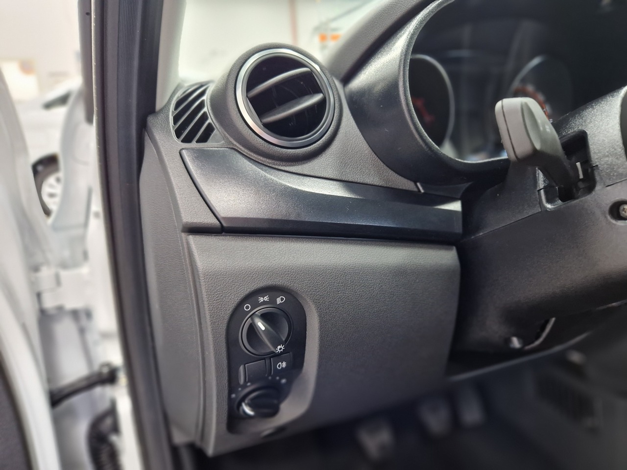 Легковой автотранспорт - LADA Granta 1.6 MT (90 л.с.)