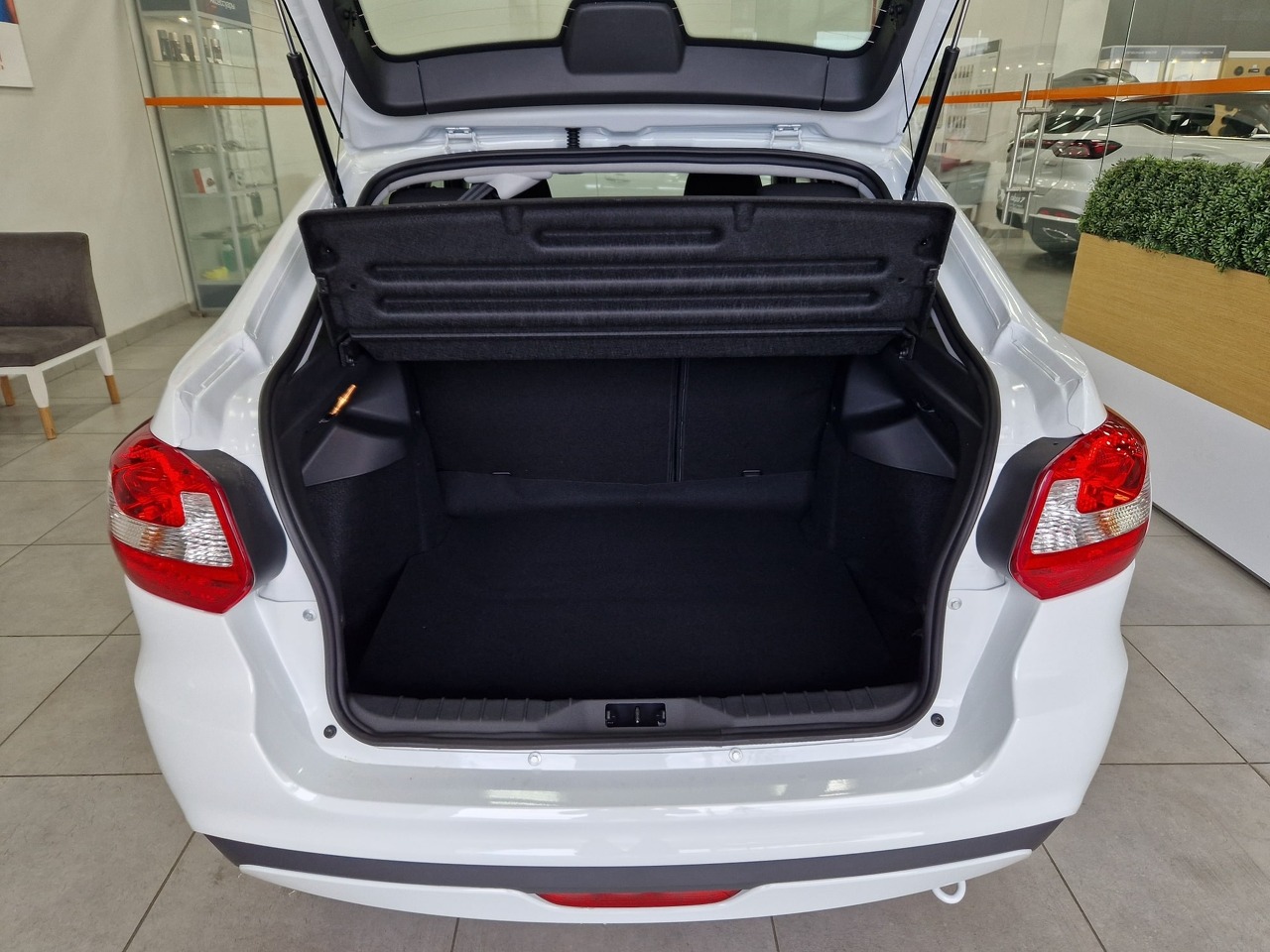 Легковой автотранспорт - LADA Granta 1.6 MT (90 л.с.)