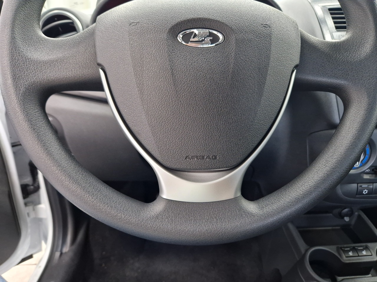 Легковой автотранспорт - LADA Granta 1.6 MT (90 л.с.)