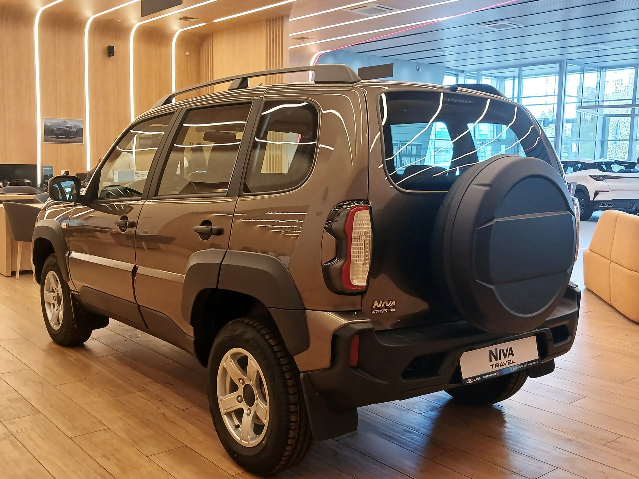 Легковой автотранспорт - LADA Niva Travel 1.7 MT (83 л.с.) 4WD
