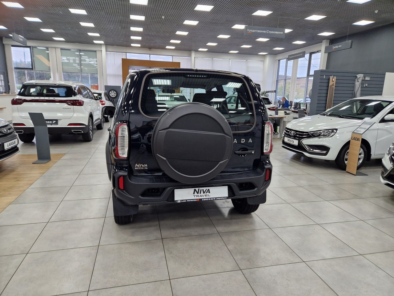 Легковой автотранспорт - LADA Niva Travel 1.7 MT (83 л.с.) 4WD