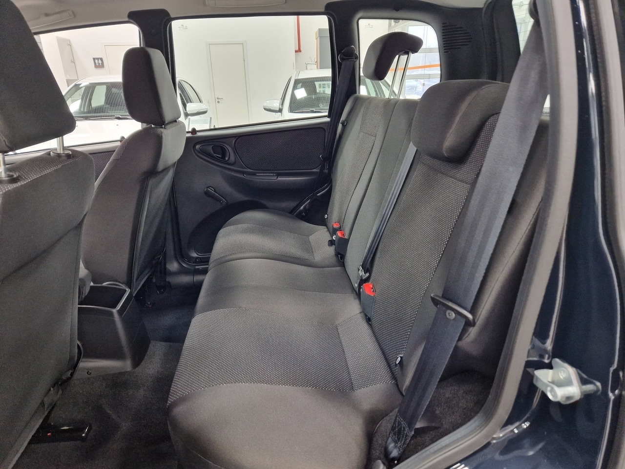 Легковой автотранспорт - LADA Niva Travel 1.7 MT (83 л.с.) 4WD