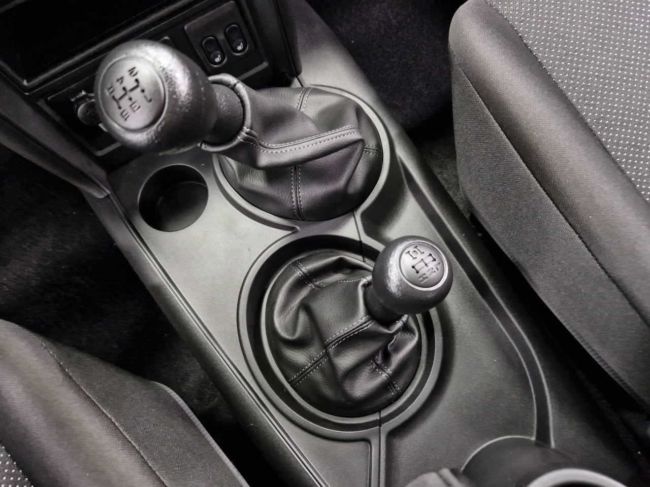 Легковой автотранспорт - LADA Niva Travel 1.7 MT (83 л.с.) 4WD