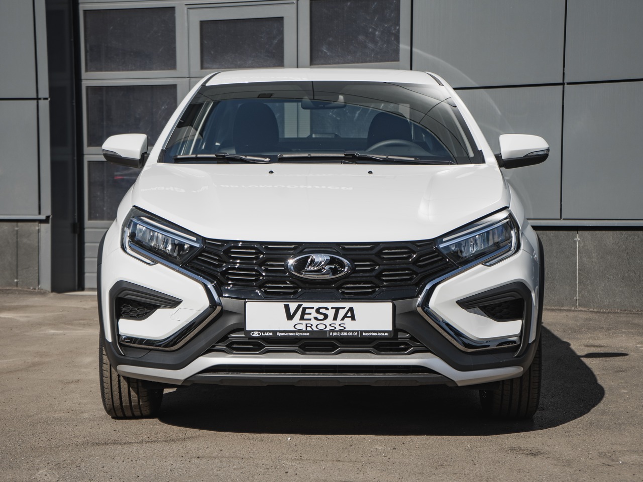 Легковой автотранспорт - Vesta Cross 1.6 MT (106 л.с.)