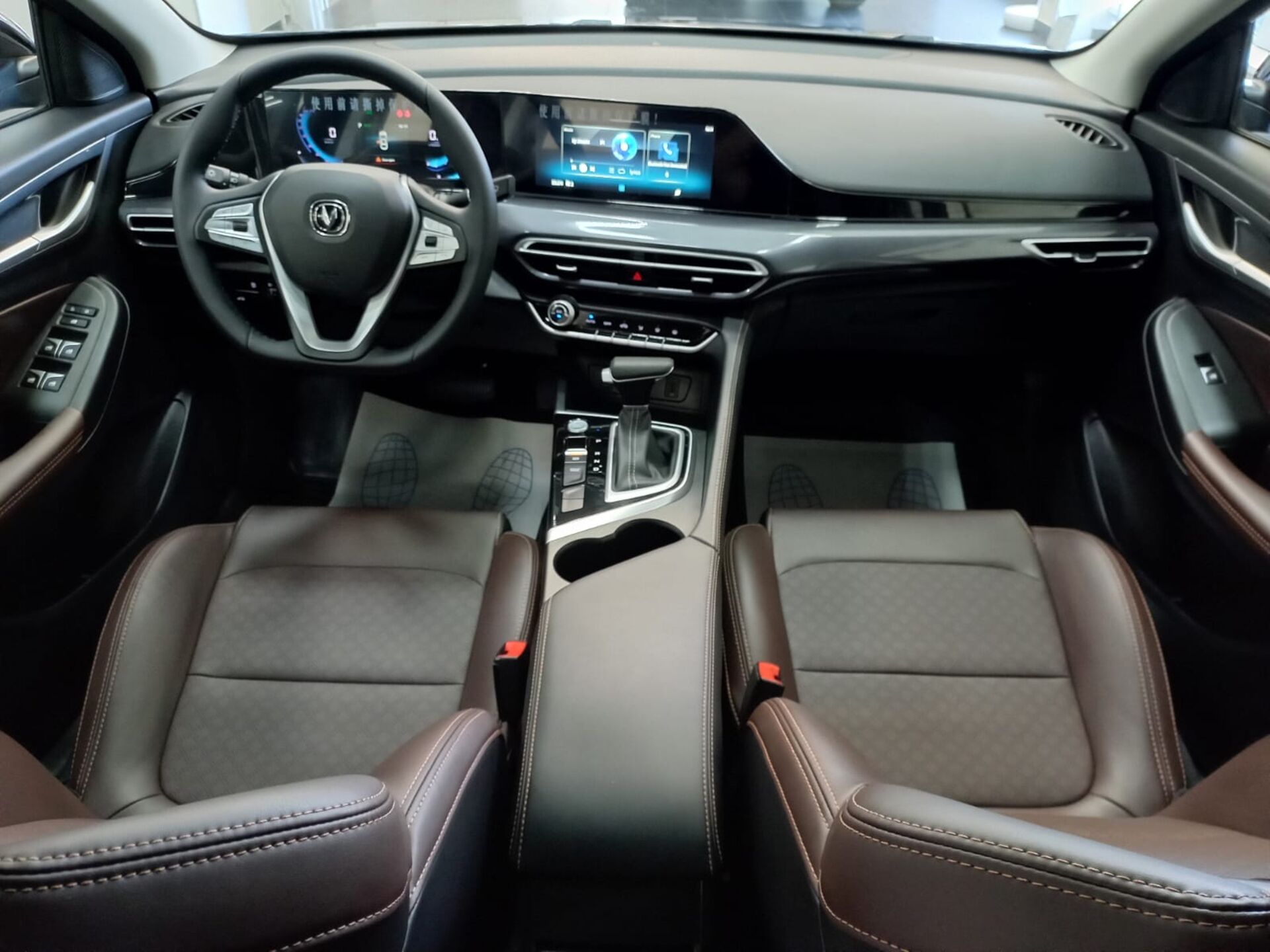 Легковой автотранспорт - CHANGAN Eado Plus 1.4 AMT (155 л.с.)