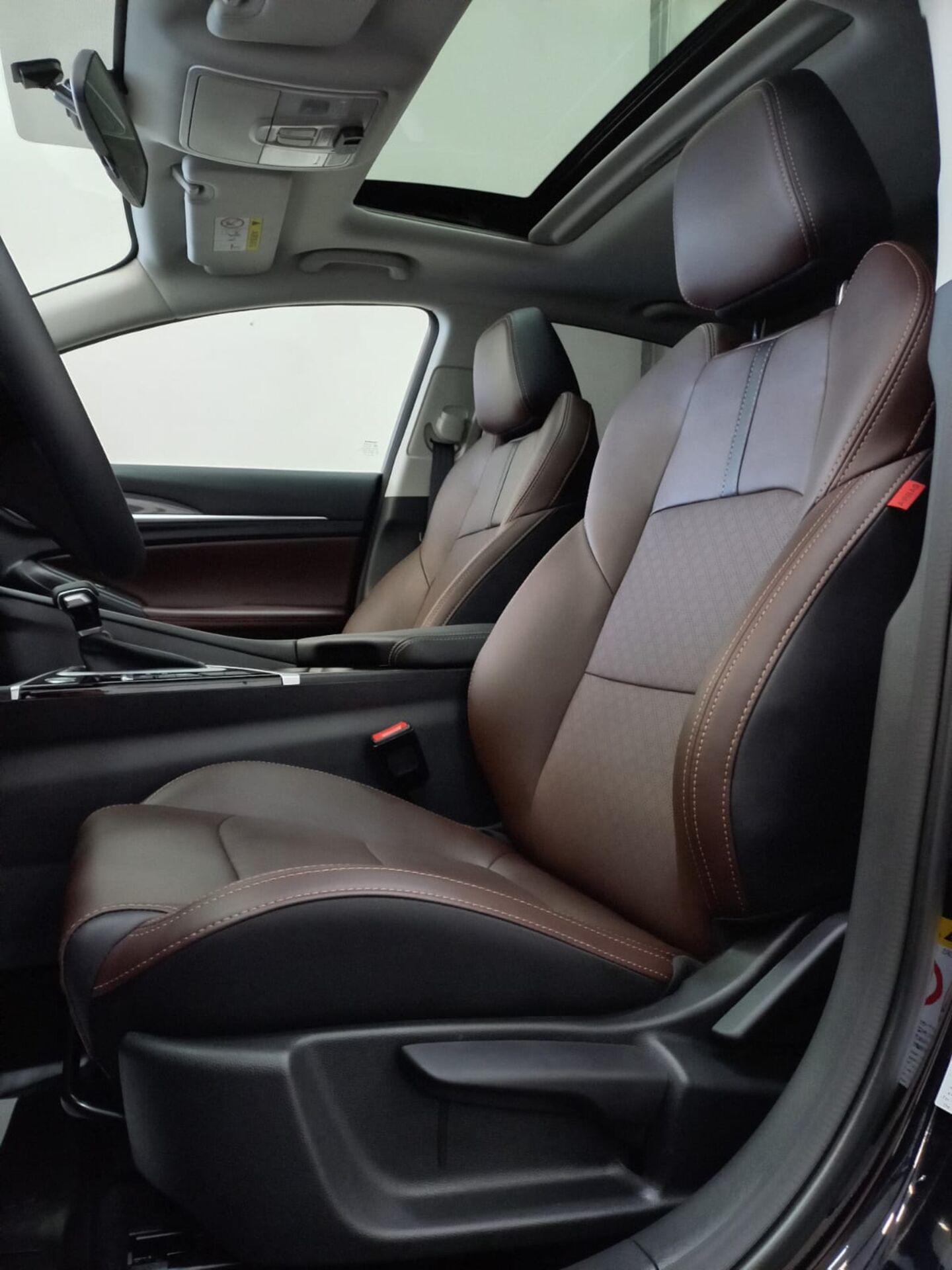 Легковой автотранспорт - CHANGAN Eado Plus 1.4 AMT (155 л.с.)