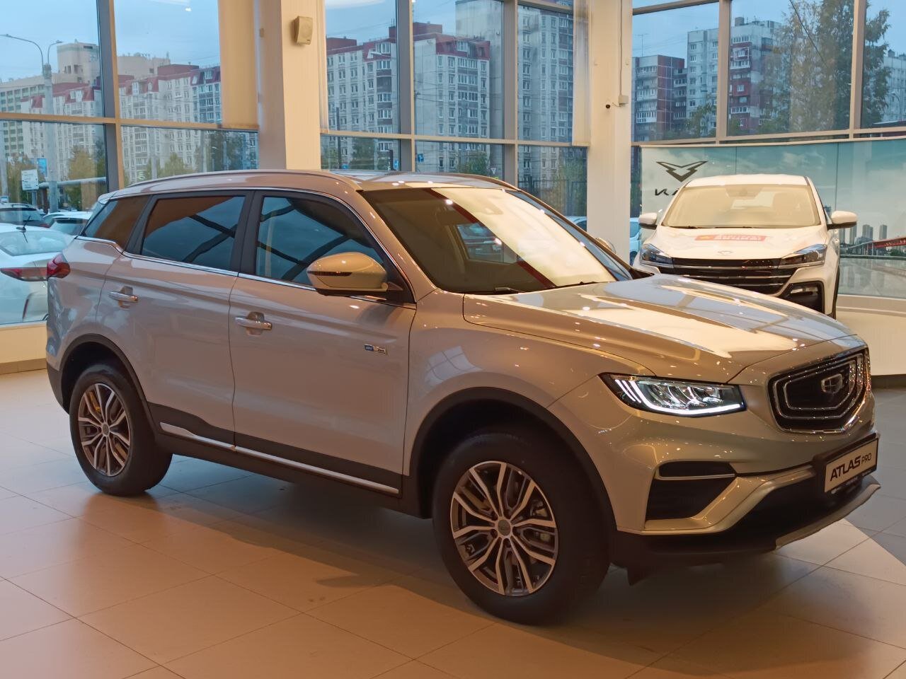 Легковой автотранспорт - GEELY Atlas Pro 
