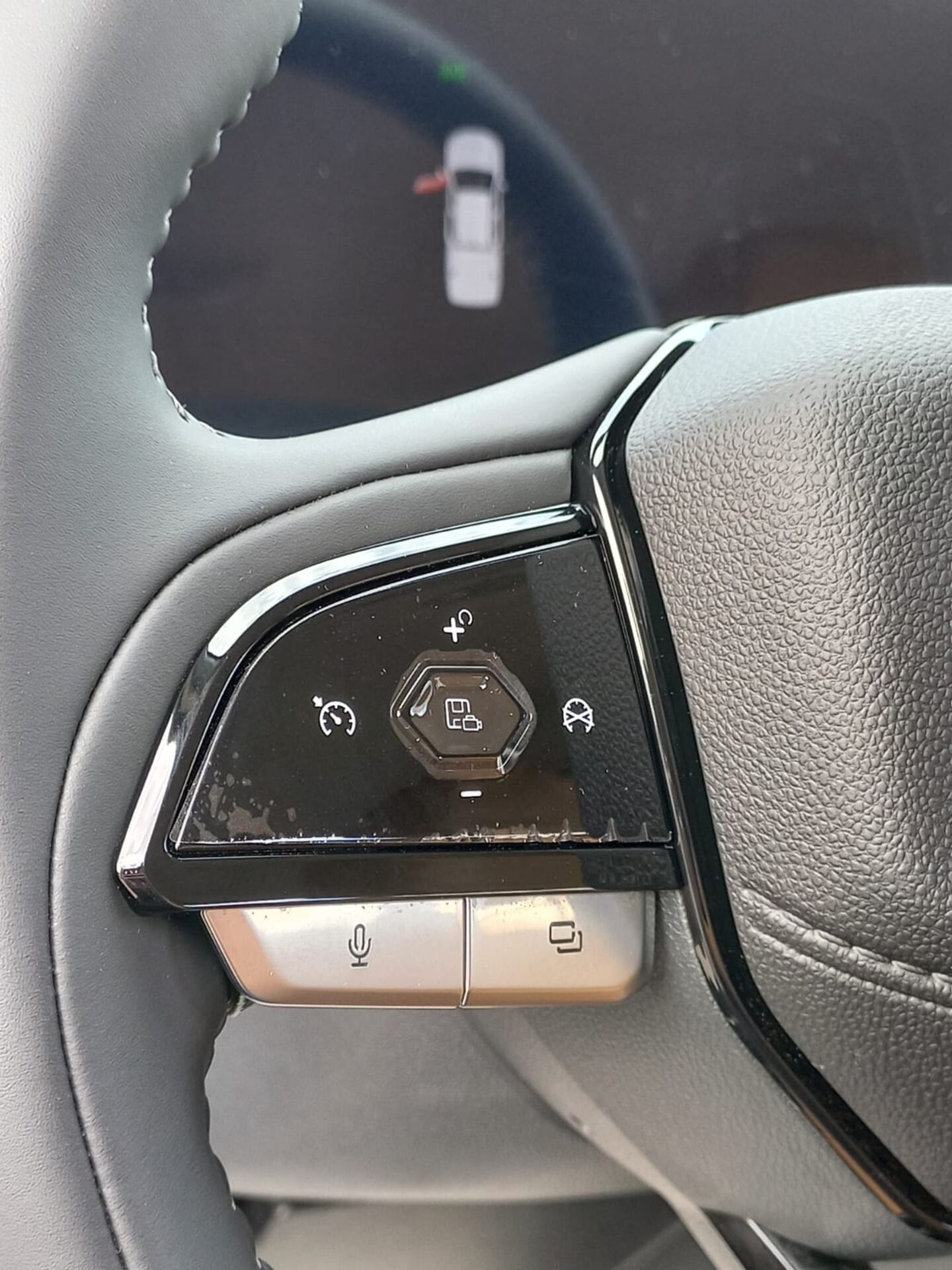 Легковой автотранспорт - CHANGAN Hunter Plus 2.0 AT (226 л.с.) 4WD