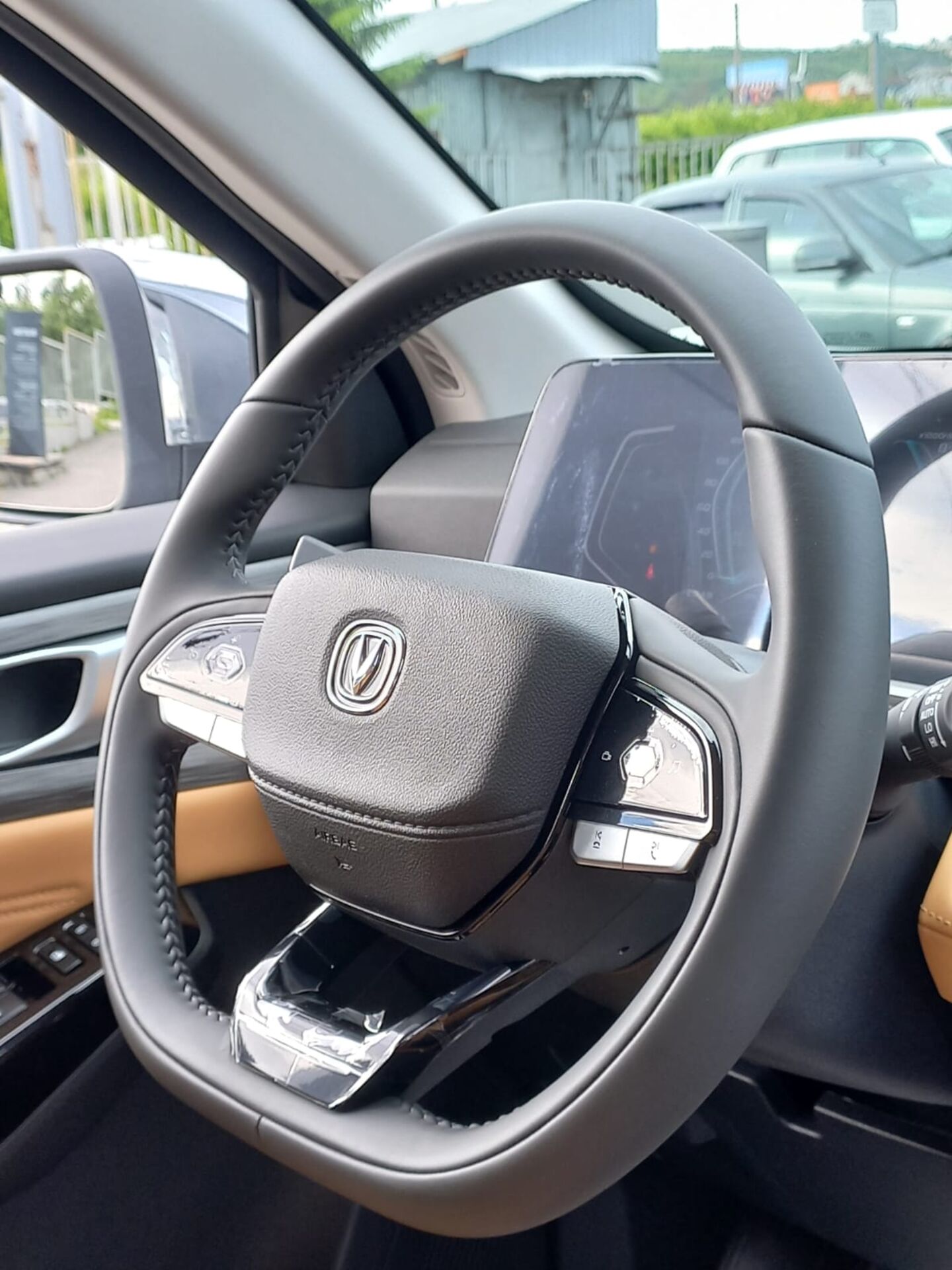 Легковой автотранспорт - CHANGAN Hunter Plus 2.0 AT (226 л.с.) 4WD