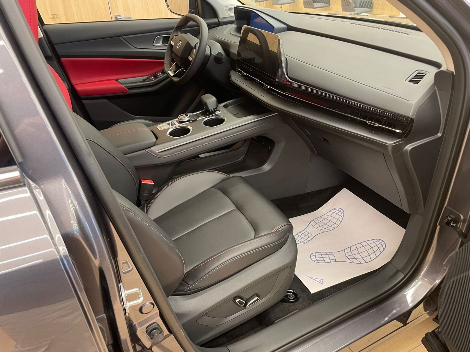 Легковой автотранспорт - CHANGAN CS55PLUS 1.5 AMT (181 л.с.)