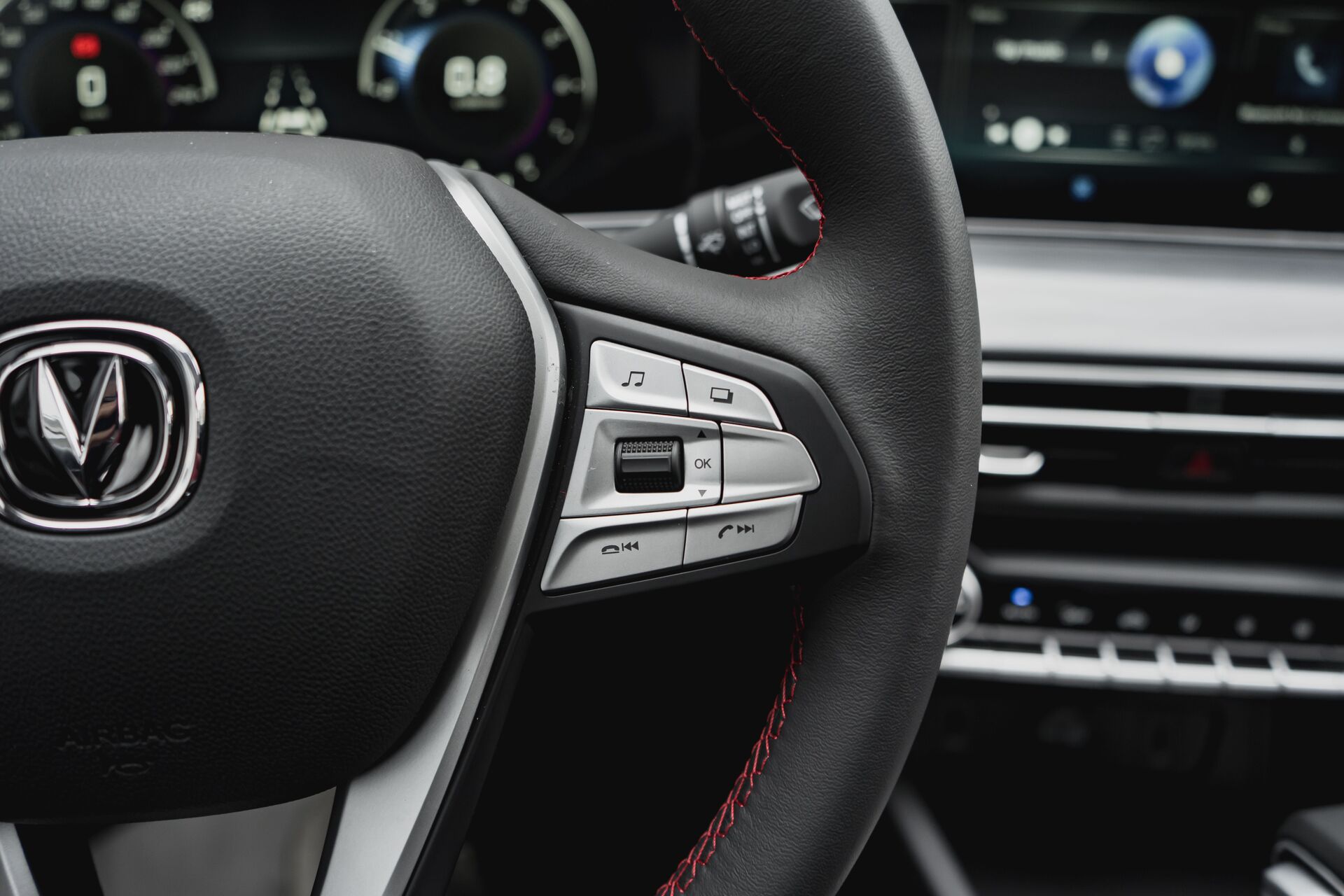 Легковой автотранспорт - CHANGAN Eado Plus 1.4 AMT (155 л.с.)