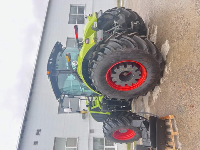 Колесные тракторы - CLAAS 940 