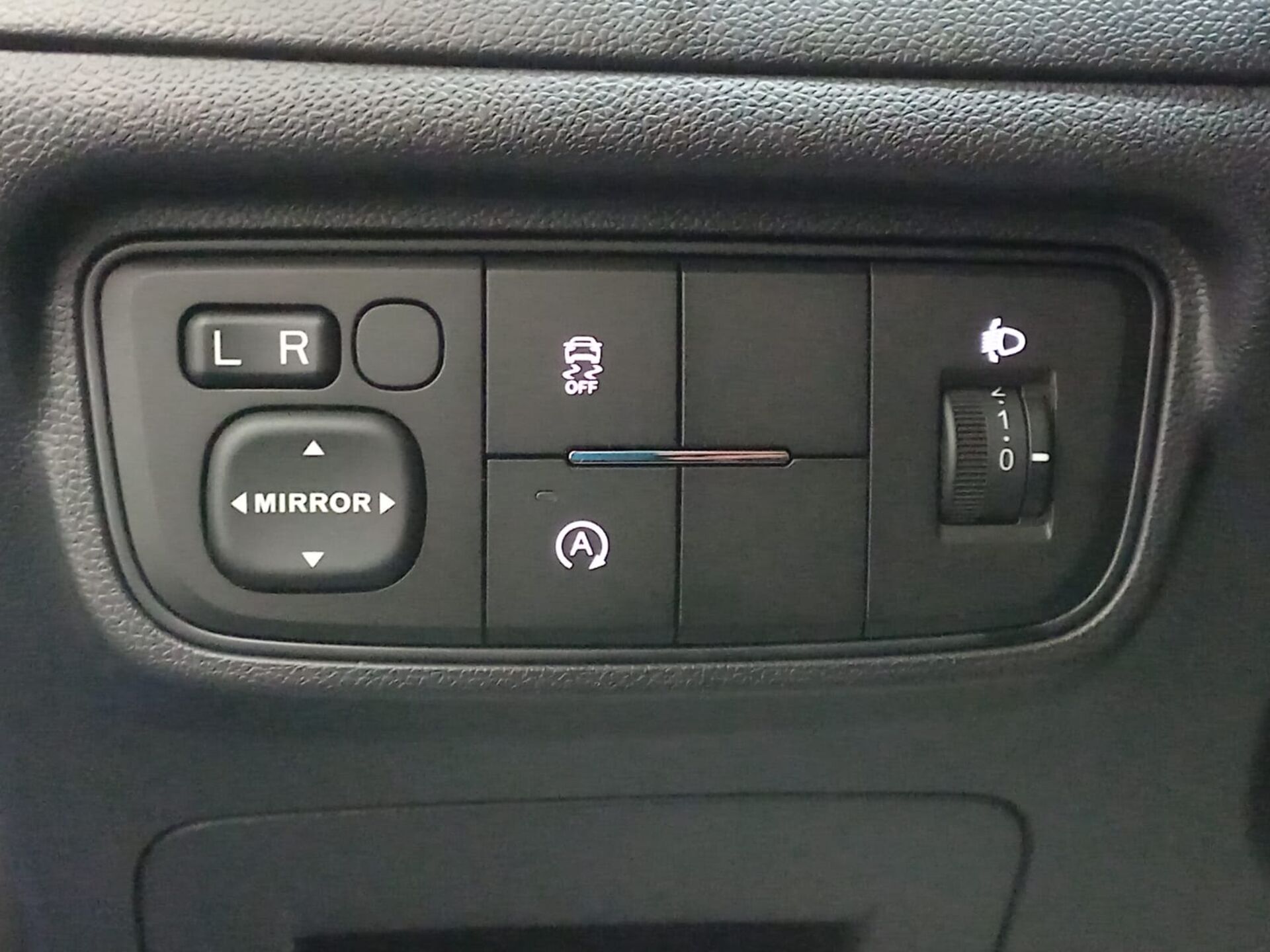 Легковой автотранспорт - CHANGAN Alsvin 1.5 AMT (98 л.с.)