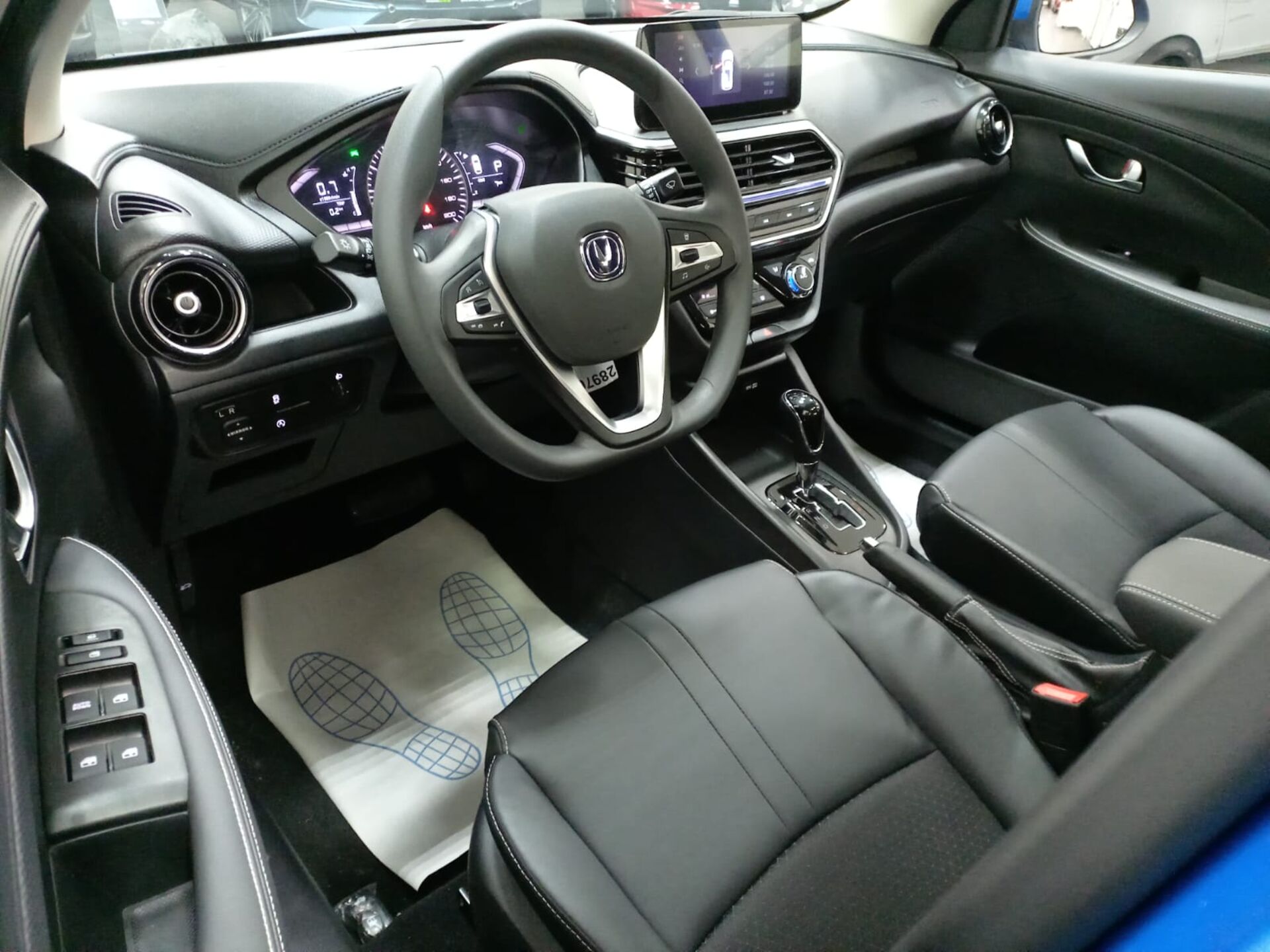 Легковой автотранспорт - CHANGAN Alsvin 1.5 AMT (98 л.с.)