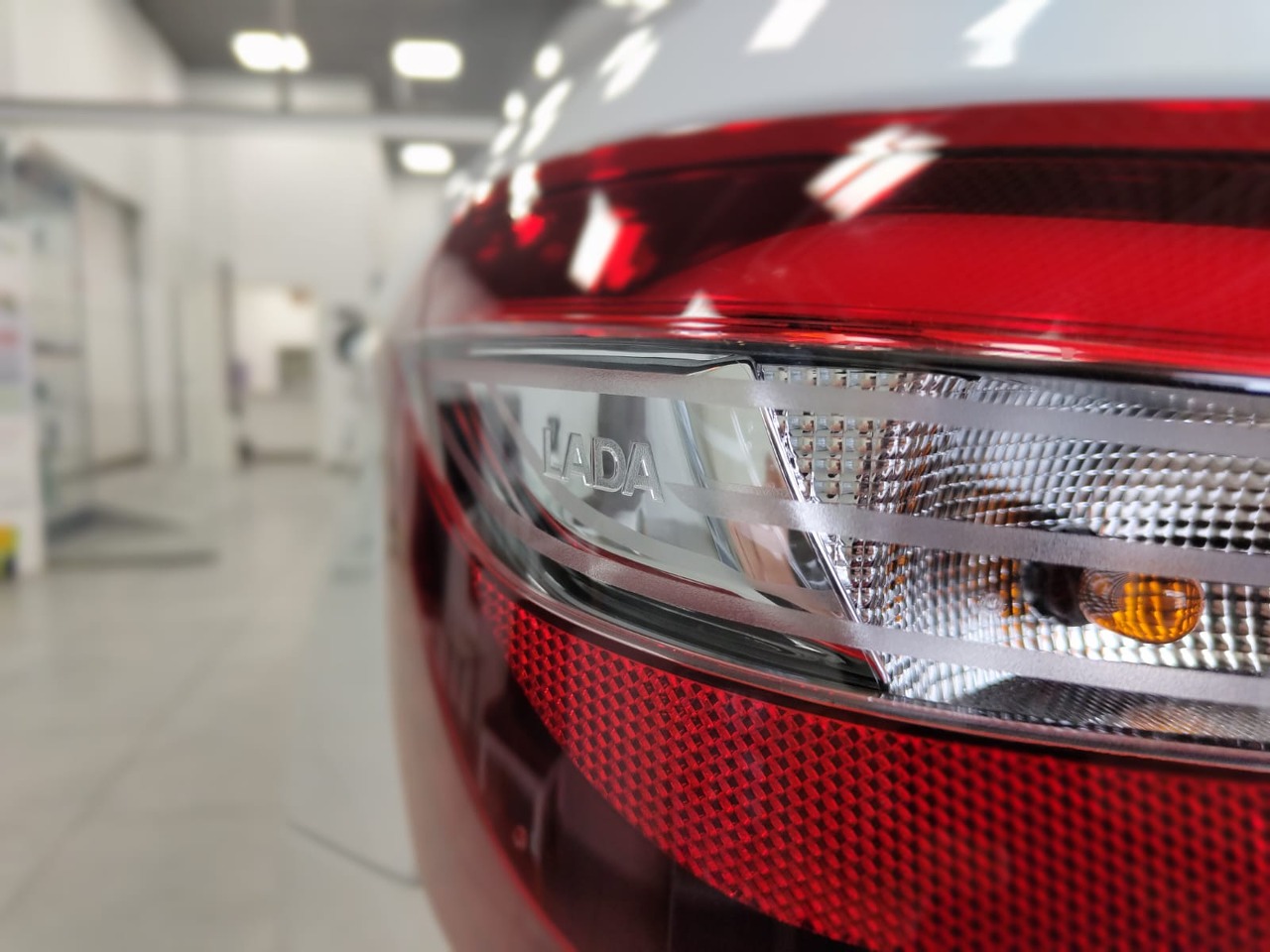 Легковой автотранспорт - Vesta 1.8 CVT (122 л.с.)