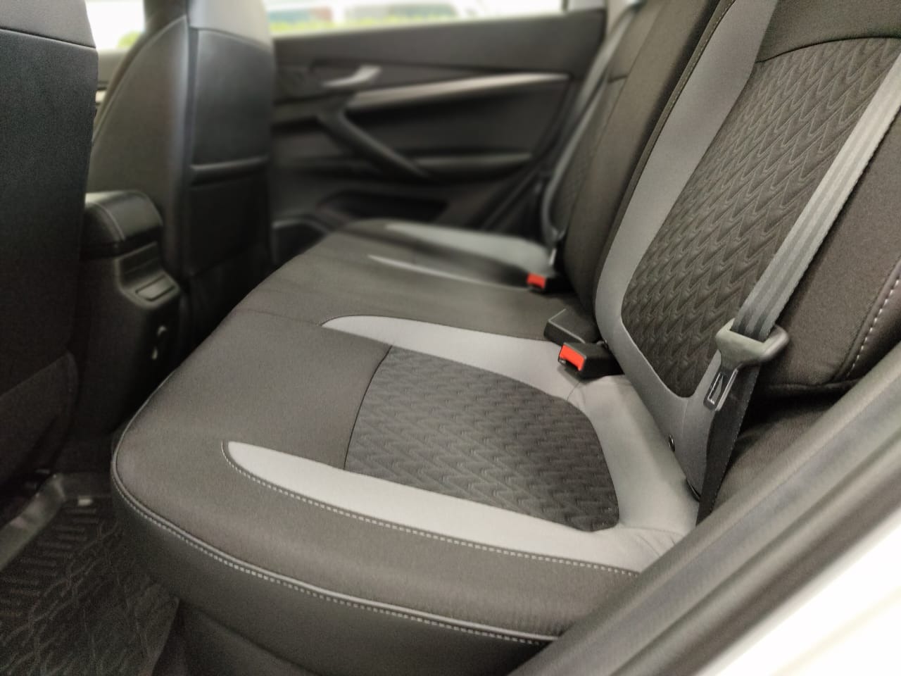 Легковой автотранспорт - Vesta 1.8 CVT (122 л.с.)