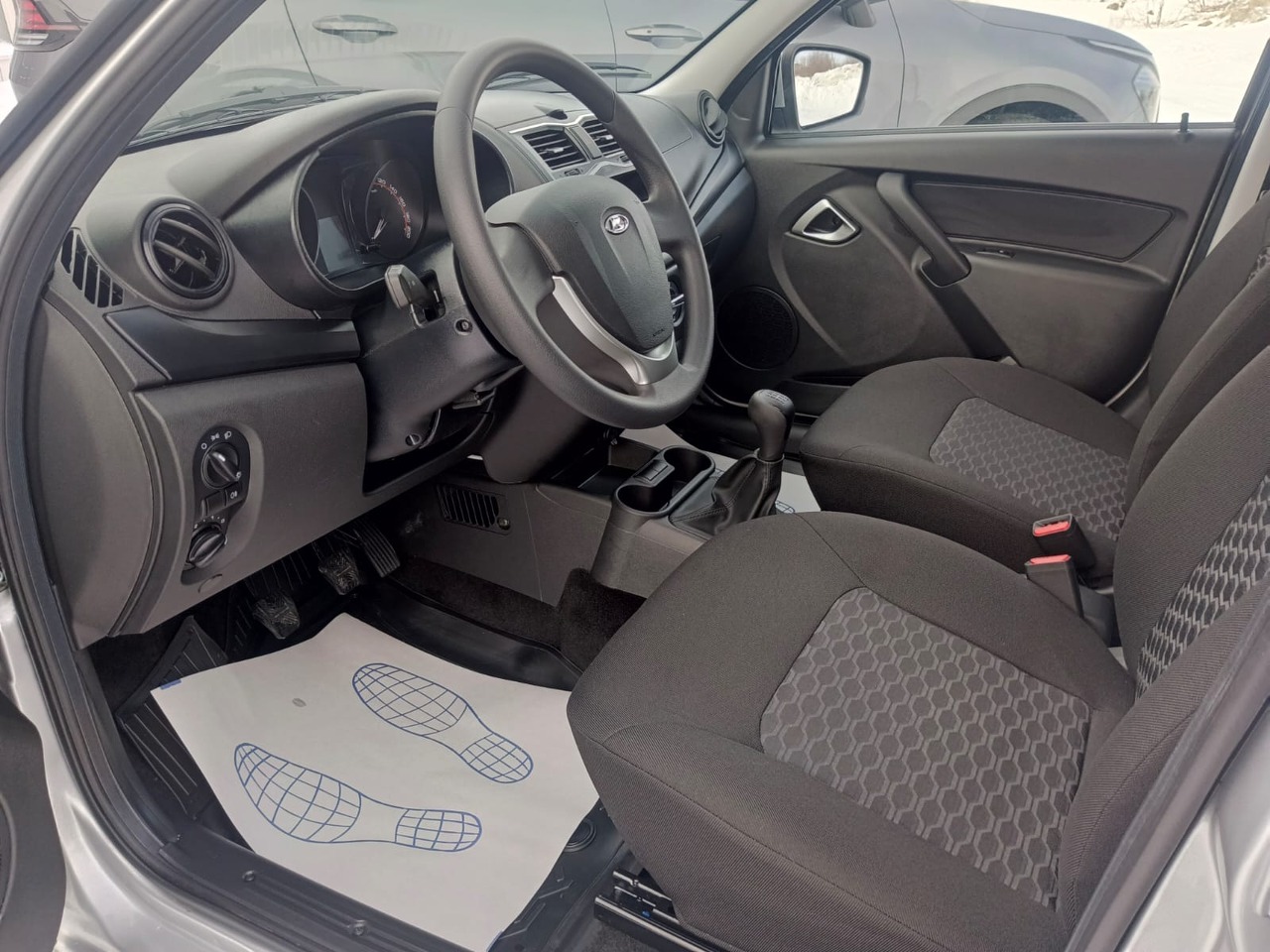 Легковой автотранспорт - Granta 1.6 MT (90 л.с.)