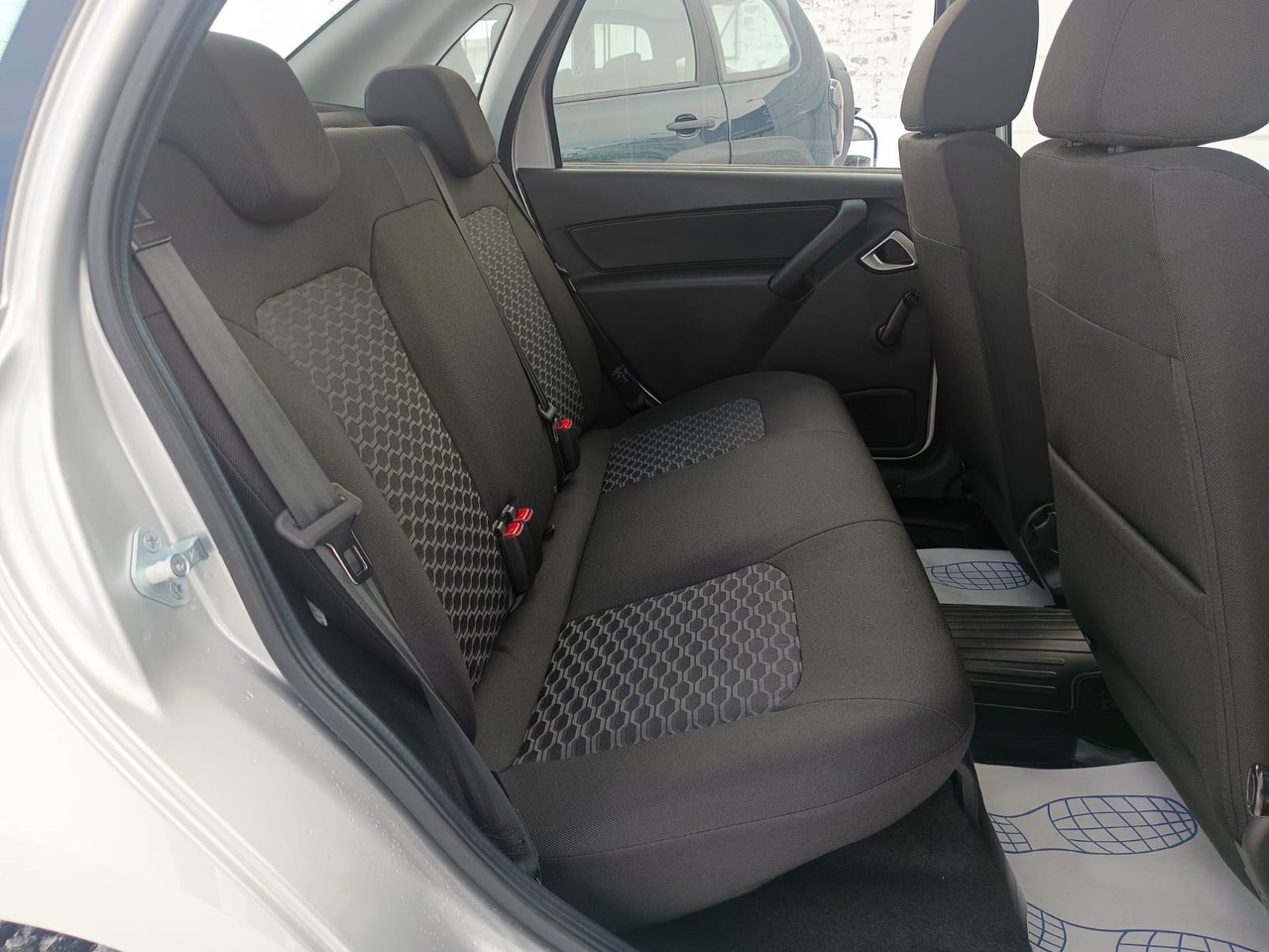 Легковой автотранспорт - Granta 1.6 MT (90 л.с.)