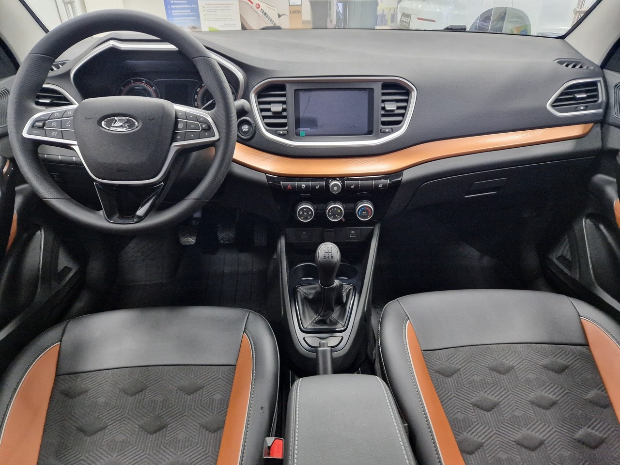 Легковой автотранспорт - LADA Vesta SW Cross 1.6 MT (106 л.с.)