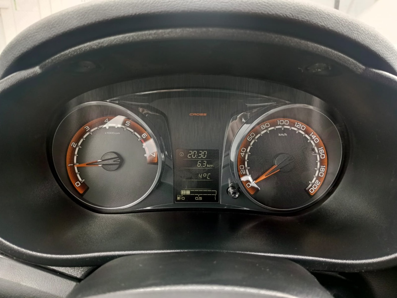 Легковой автотранспорт - Granta Cross 1.6 MT (106 л.с.)