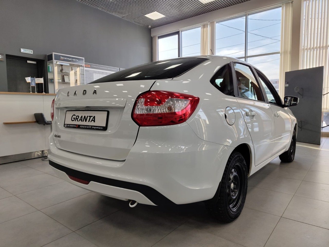 Легковой автотранспорт - Granta 1.6 MT (90 л.с.)