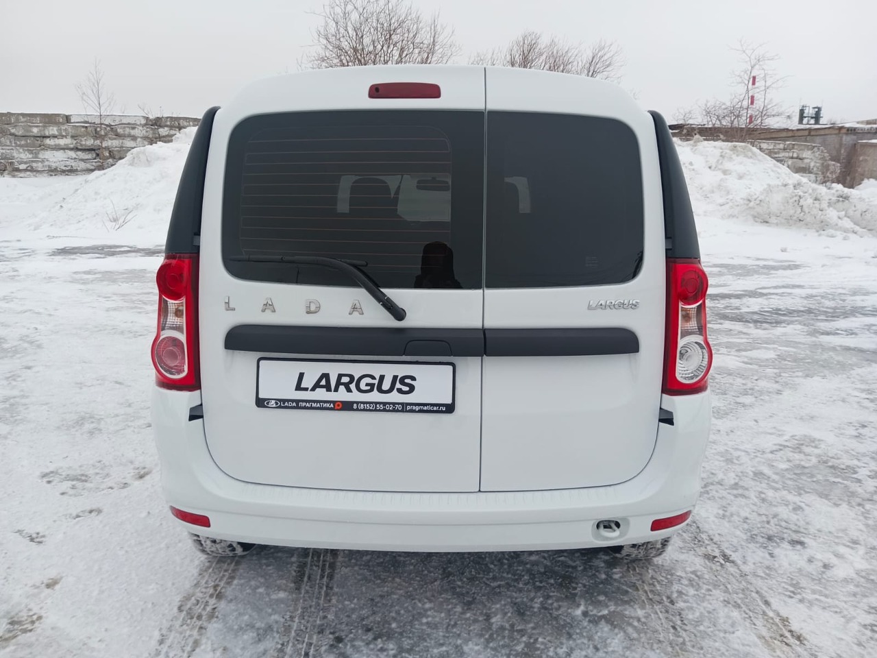 Легковой автотранспорт - LADA Largus 1.6 MT (90 л.с.)