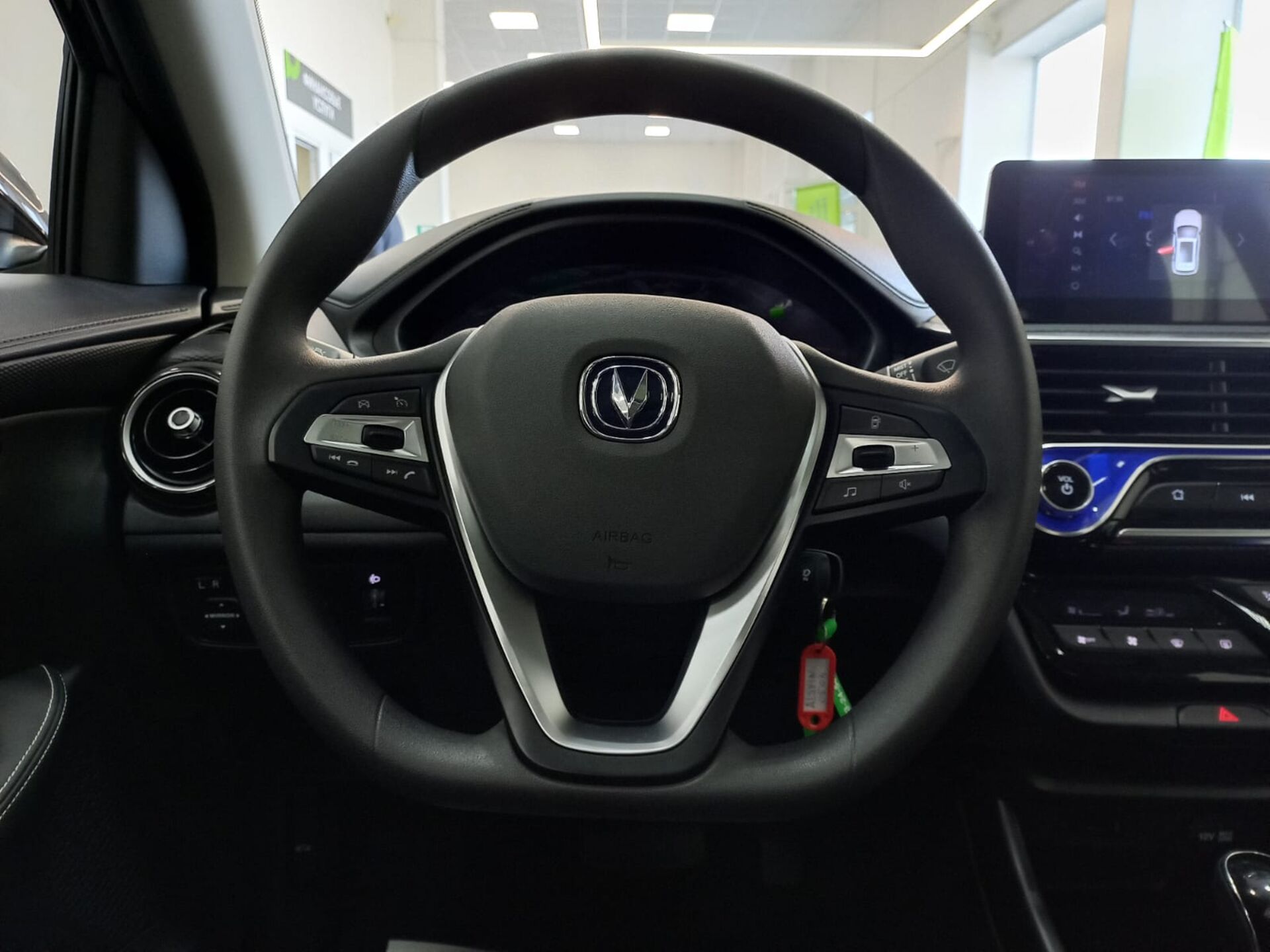Легковой автотранспорт - CHANGAN Alsvin 1.5 AMT (98 л.с.)