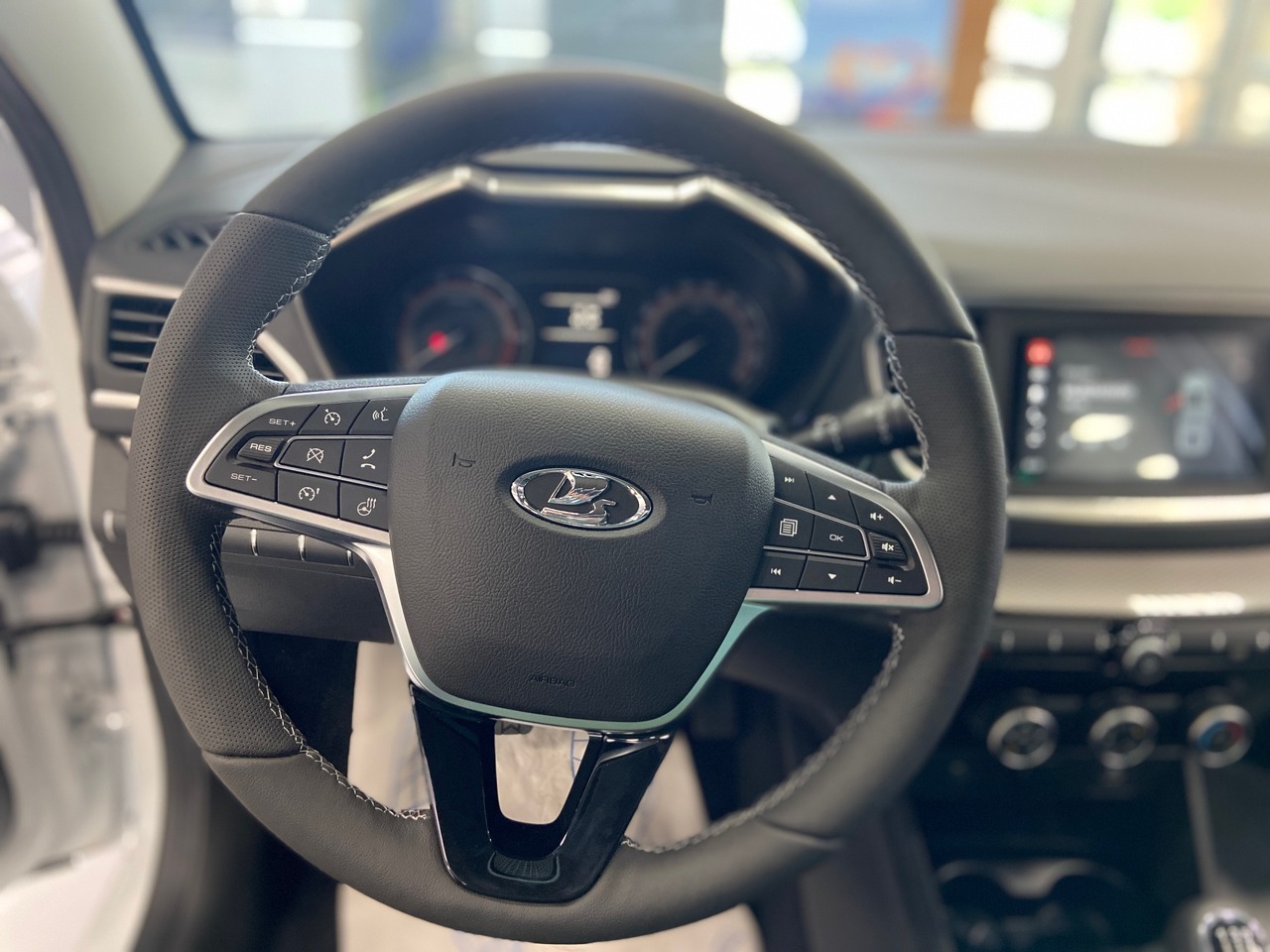 Легковой автотранспорт - LADA Vesta 1.6 MT (106 л.с.)