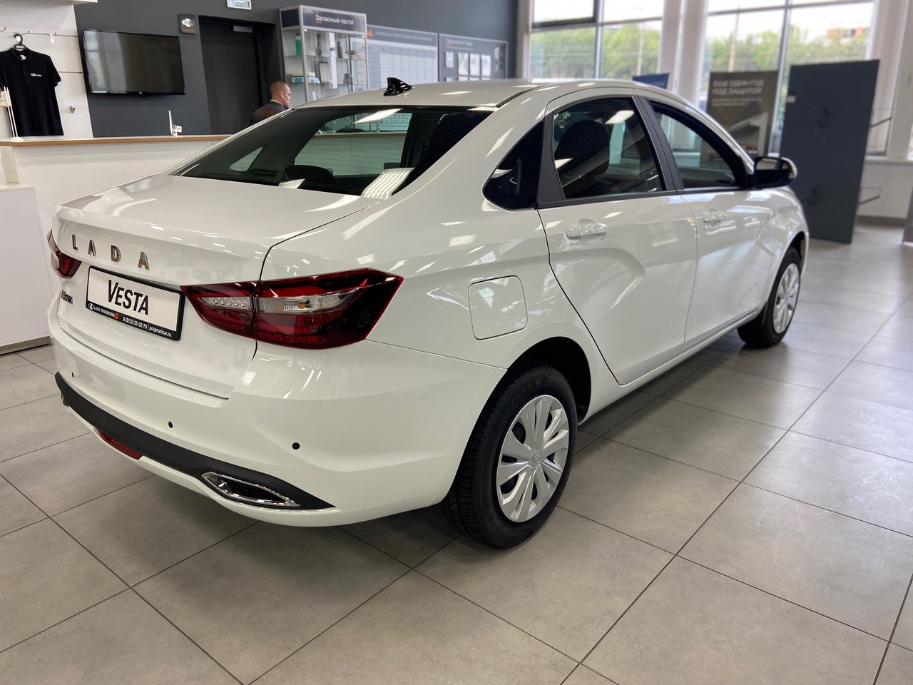 Легковой автотранспорт - LADA Vesta 1.6 MT (106 л.с.)