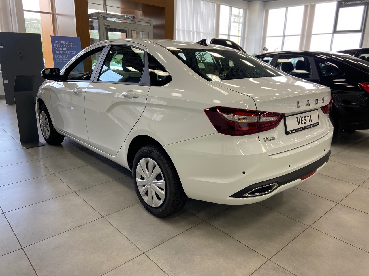 Легковой автотранспорт - LADA Vesta 1.6 MT (106 л.с.)