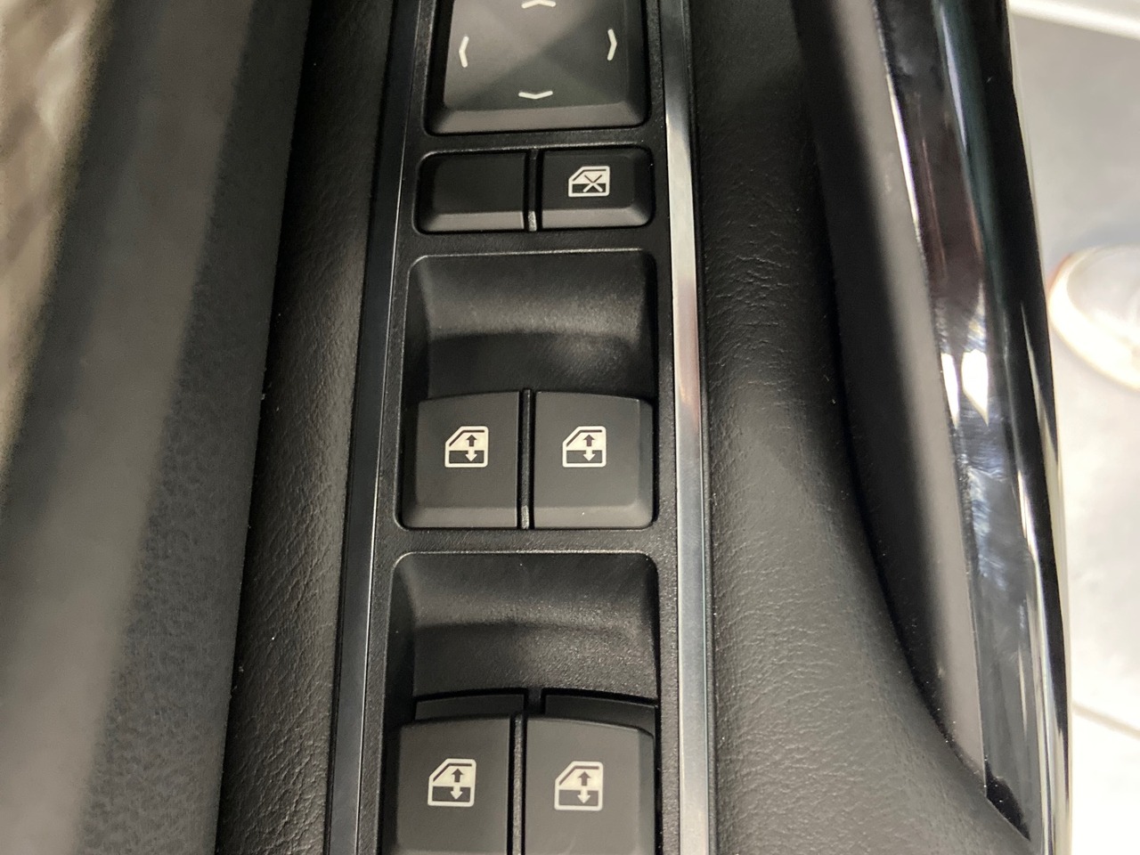 Легковой автотранспорт - LADA Vesta 1.6 MT (106 л.с.)