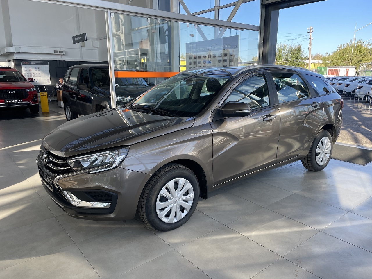 Легковой автотранспорт - LADA Vesta SW 1.6 CVT (106 л.с.)
