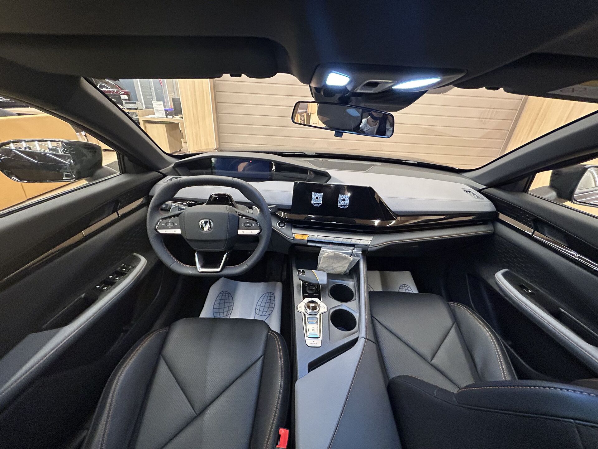 Легковой автотранспорт - CHANGAN UNI-V 1.5 AMT (181 л.с.)