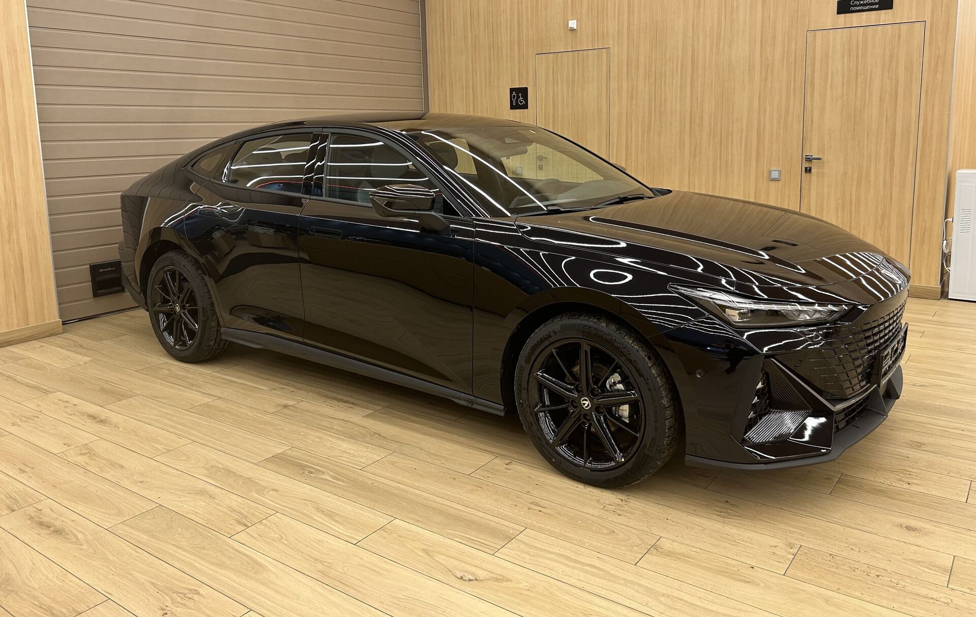 Легковой автотранспорт - CHANGAN UNI-V 1.5 AMT (181 л.с.)