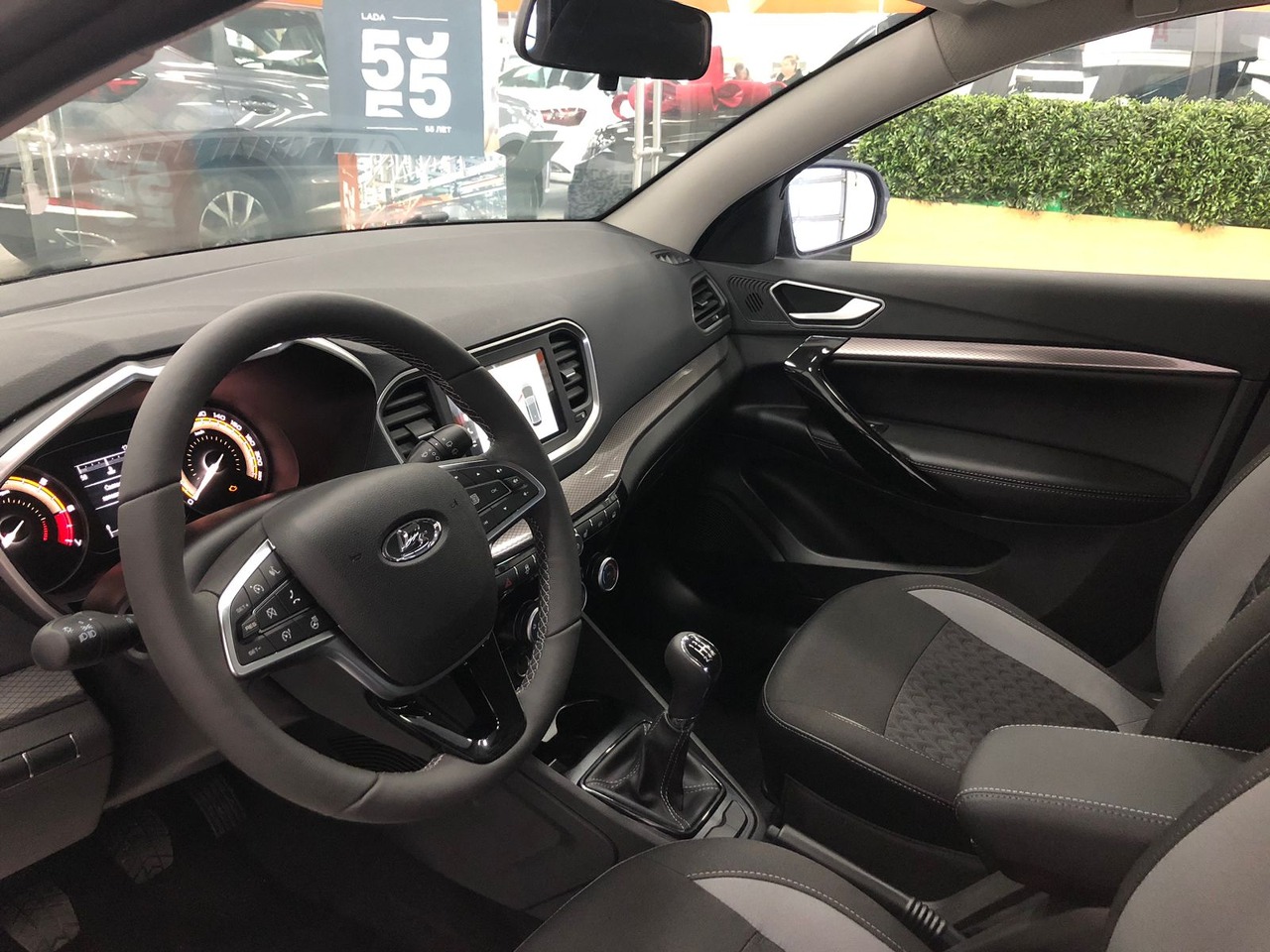 Легковой автотранспорт - LADA Vesta SW 1.6 MT (106 л.с.)