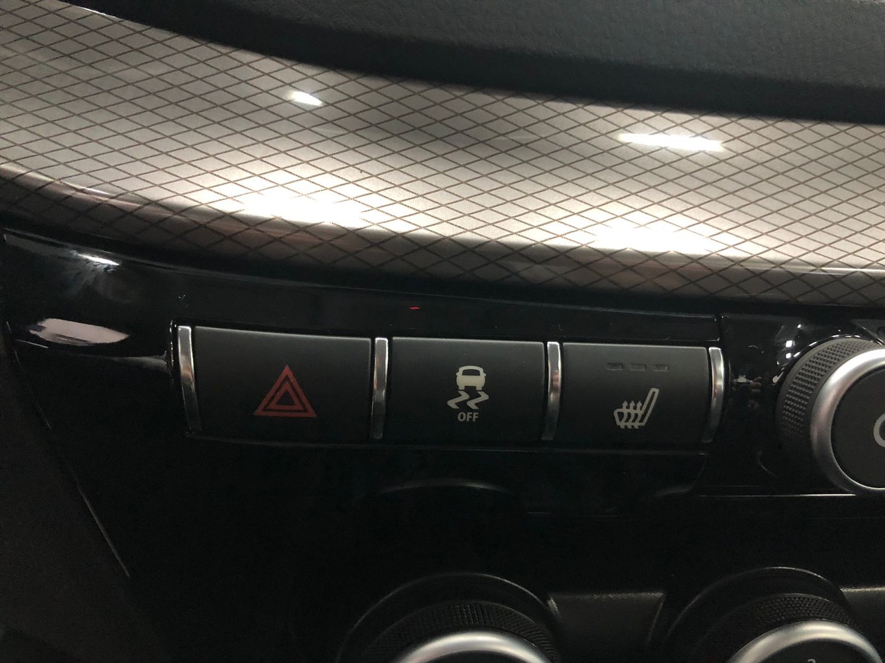 Легковой автотранспорт - LADA Vesta SW 1.6 MT (106 л.с.)