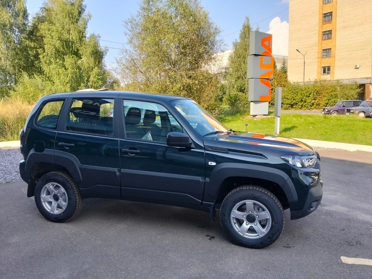 Легковой автотранспорт - LADA Niva Travel 1.7 MT (83 л.с.) 4WD