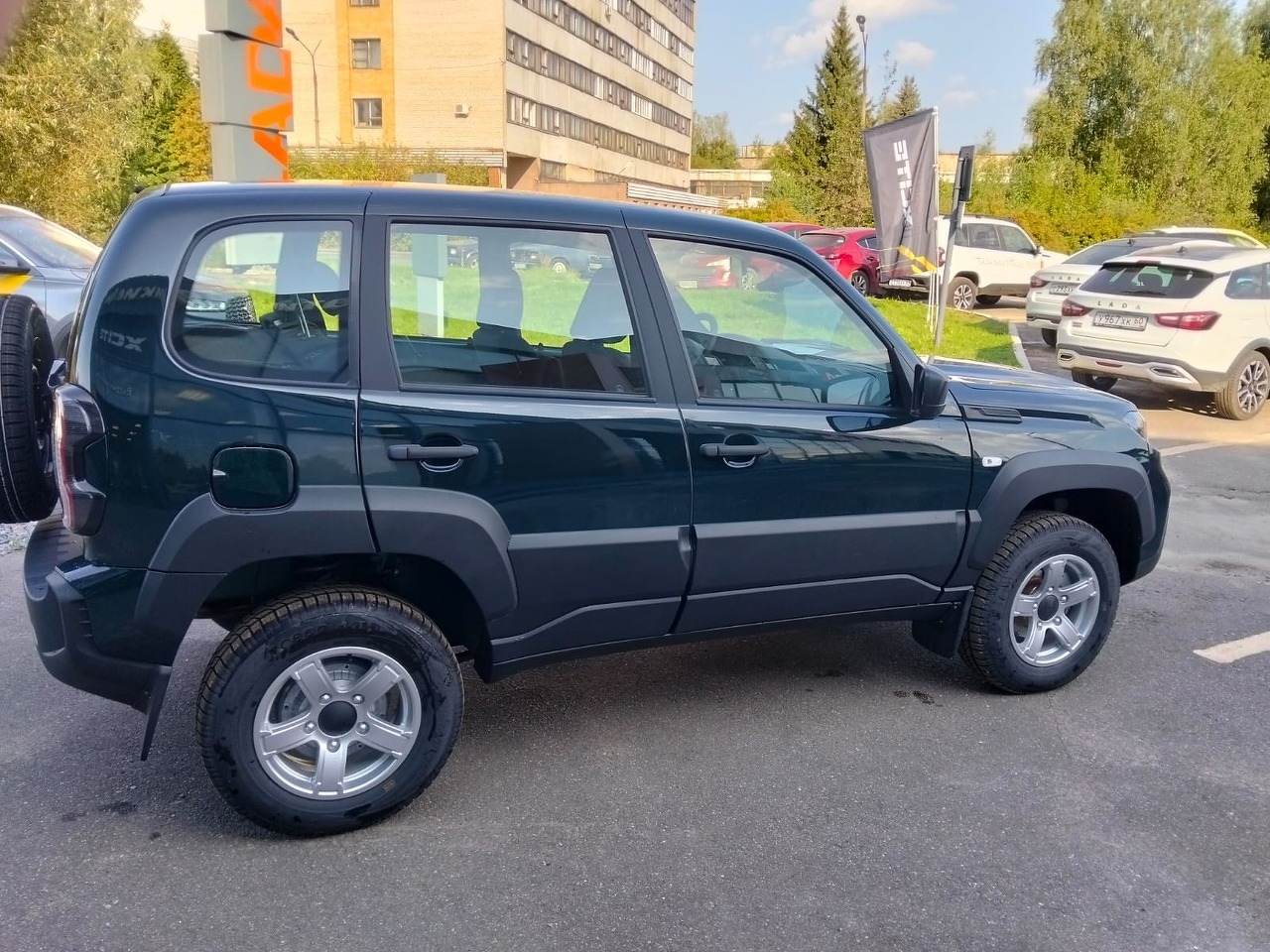 Легковой автотранспорт - LADA Niva Travel 1.7 MT (83 л.с.) 4WD