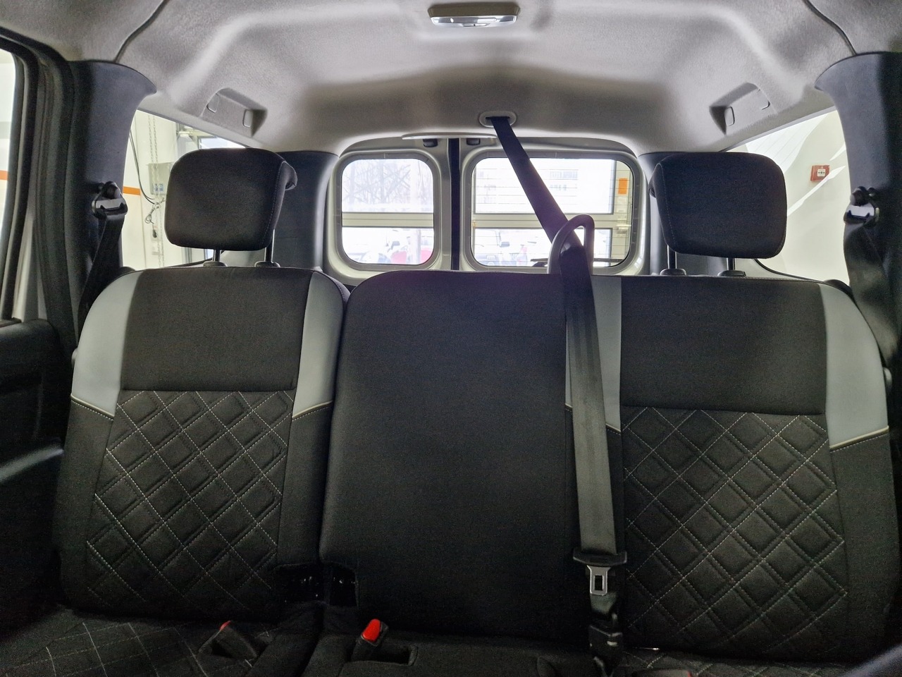 Легковой автотранспорт - LADA Largus Cross 1.6 MT (106 л.с.)