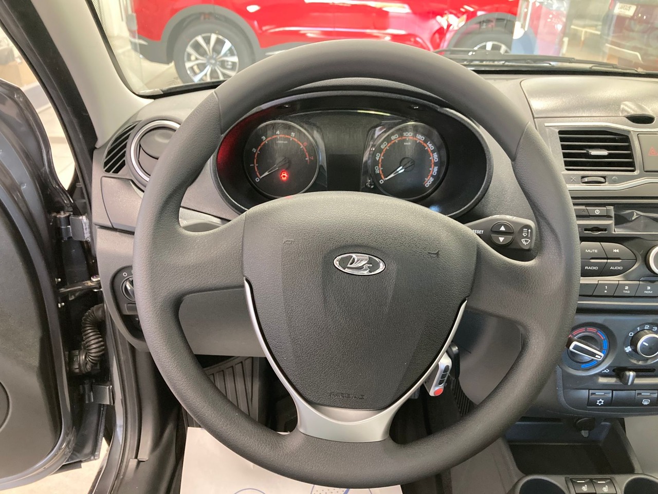 Легковой автотранспорт - LADA Granta 1.6 MT (90 л.с.)