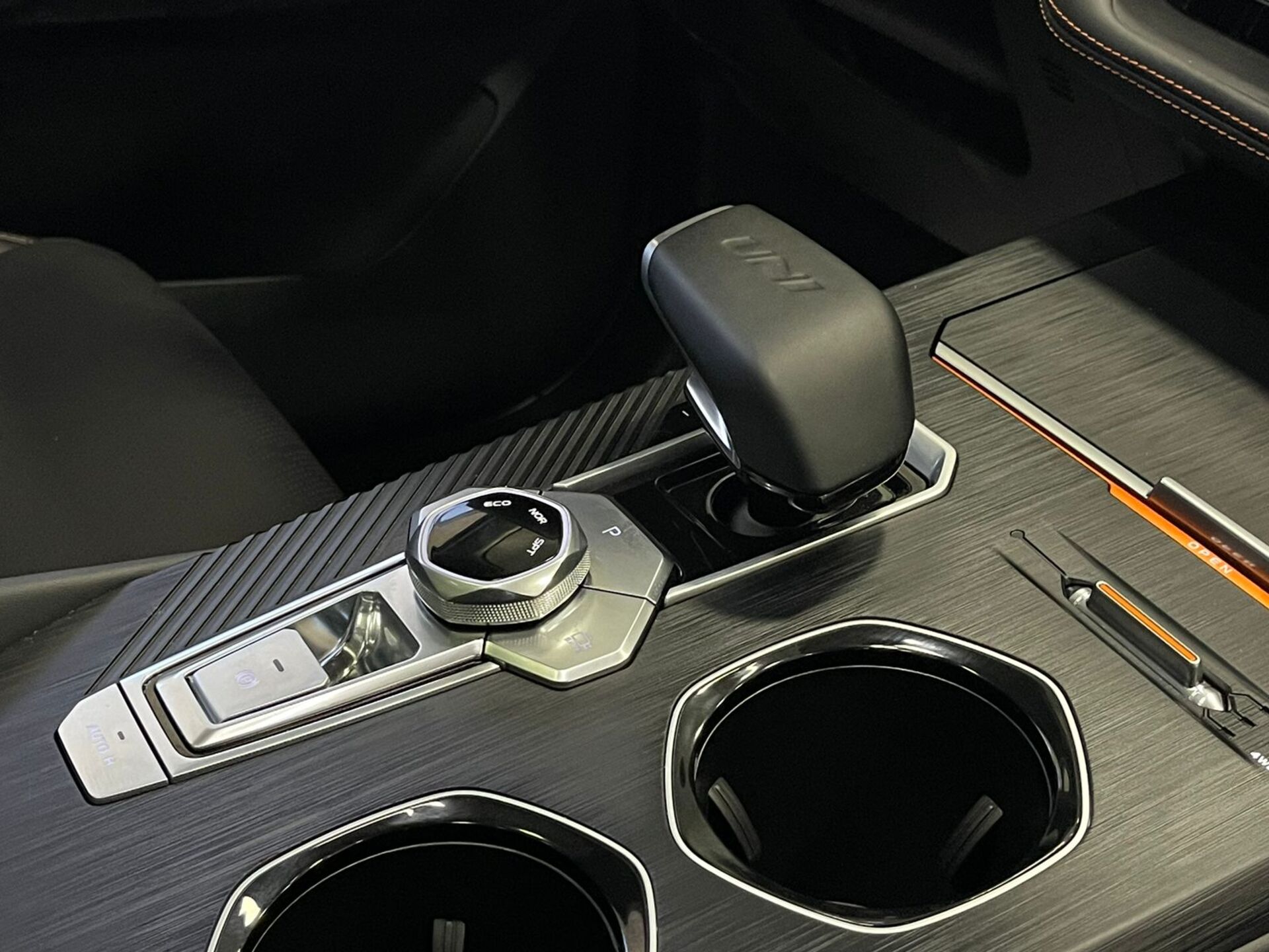 Легковой автотранспорт - CHANGAN UNI-K 2.0 AT (226 л.с.) 4WD